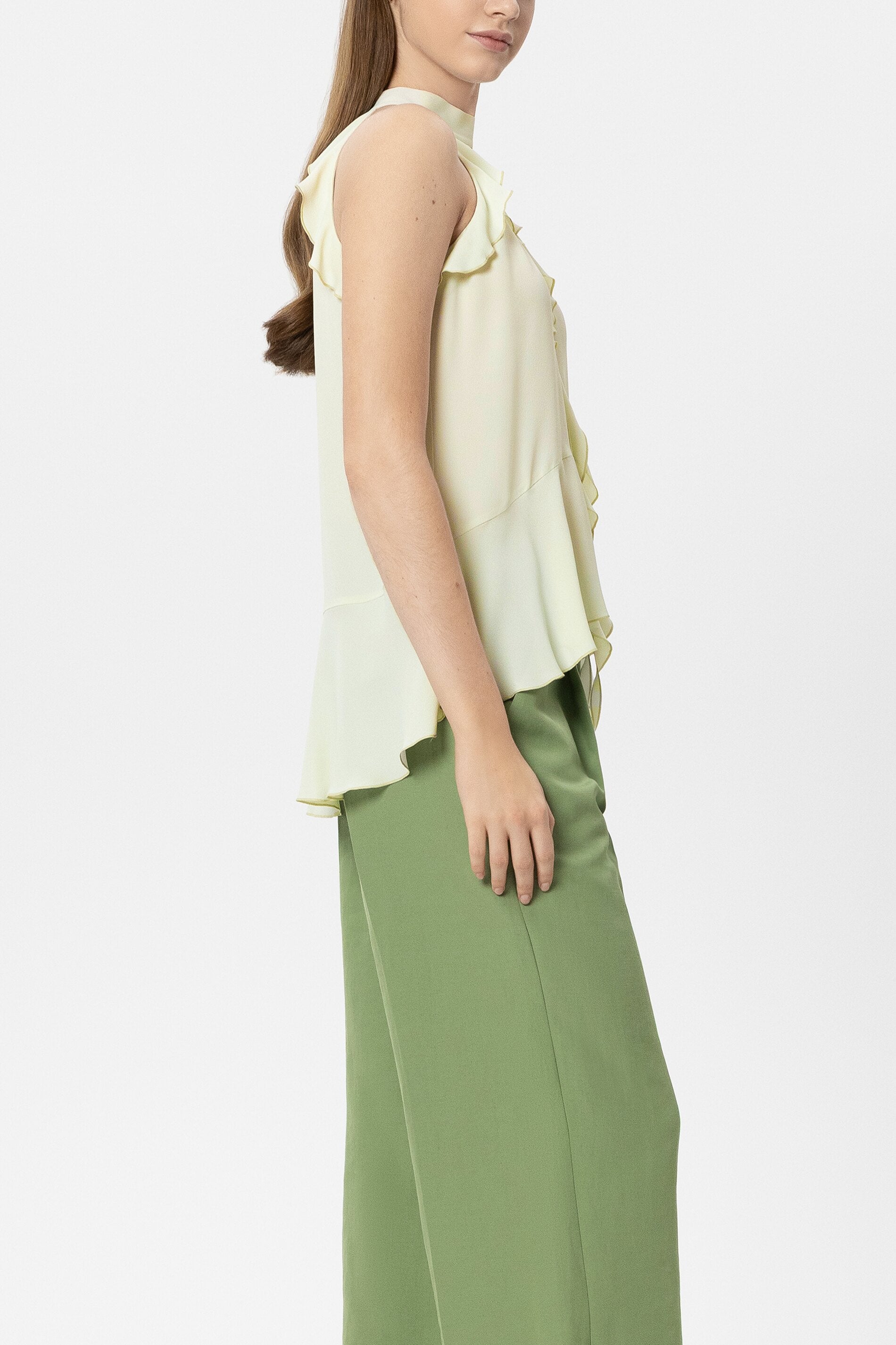 Bohotop aus Seiden-Mix - pistachio - Standard | Model Seite