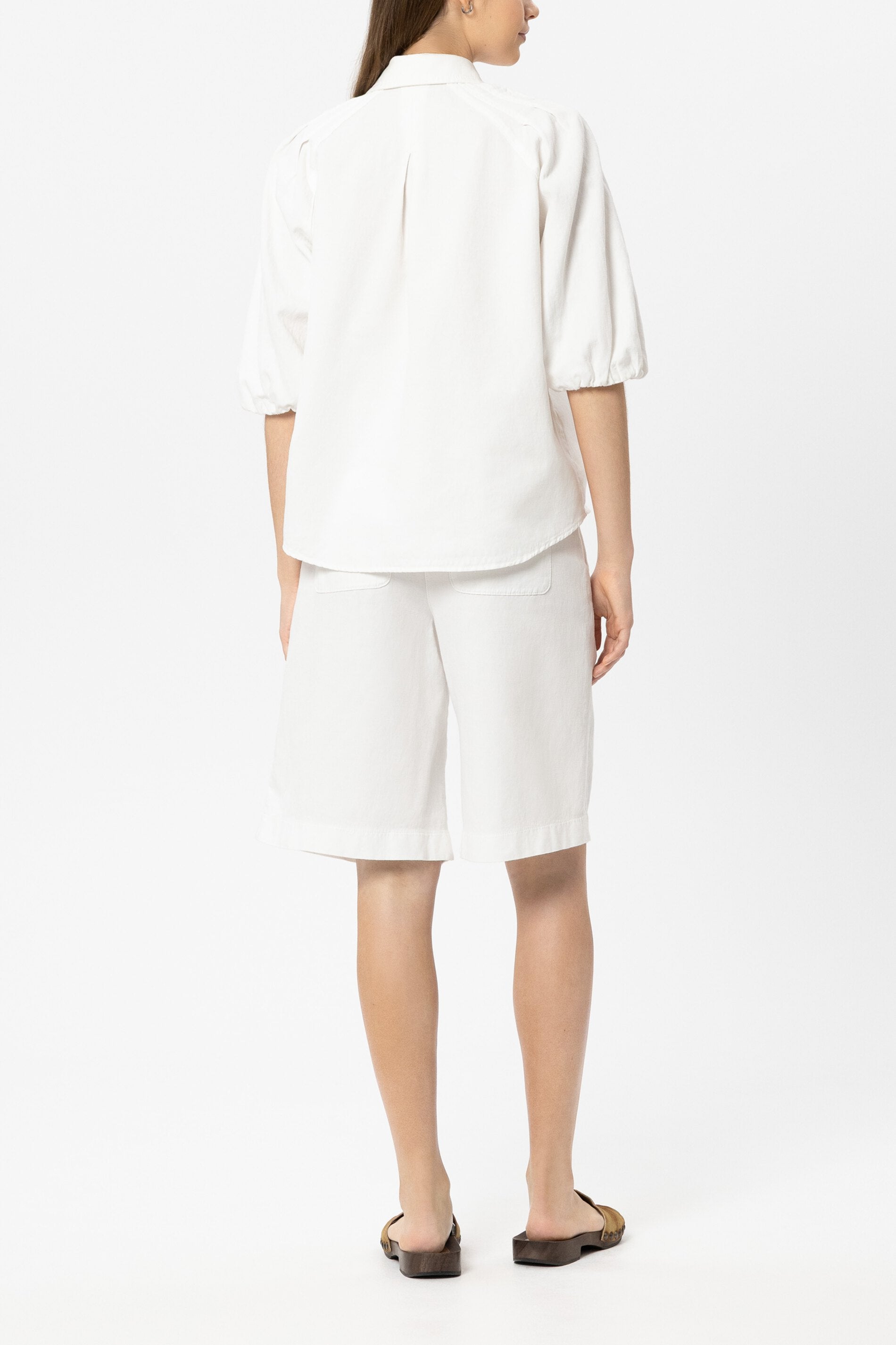 Bluse aus Leinen-Mix - white - Standard | Model Rück