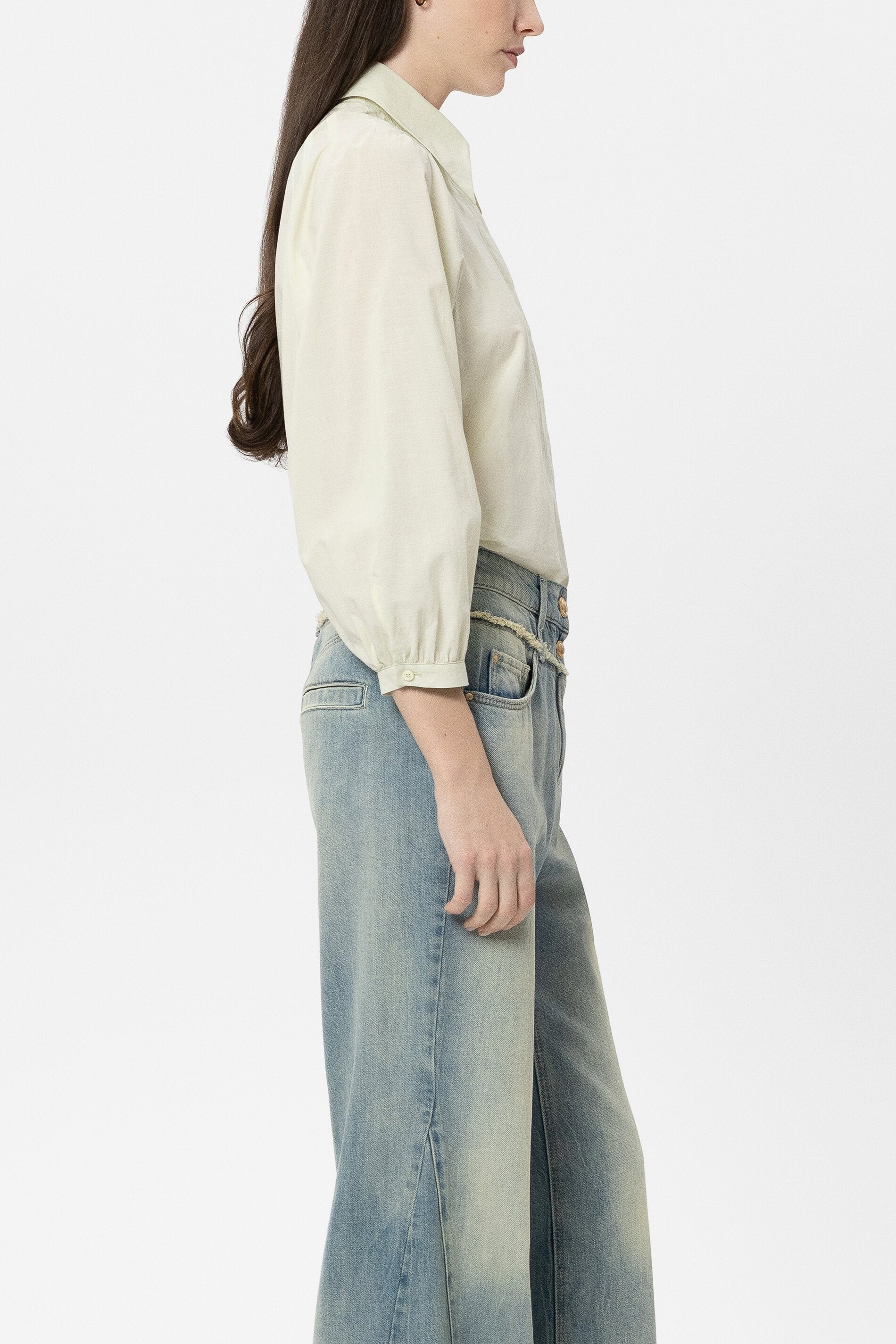 Hemdbluse aus Baumwollvoile - pistachio - Standard | Model Seite