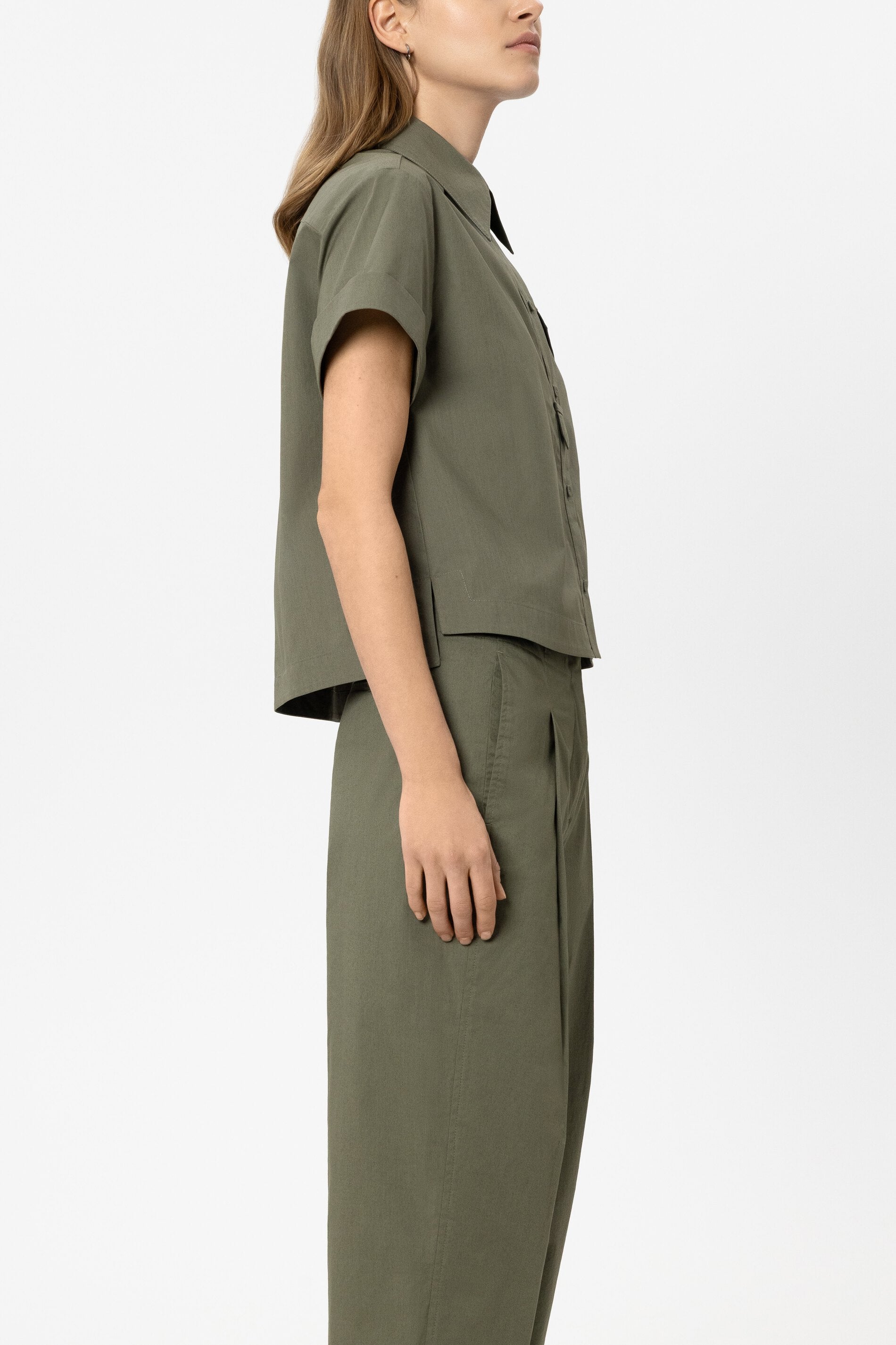 Baumwoll-Kurzarm-Hemd - khaki - Standard | Model Seite