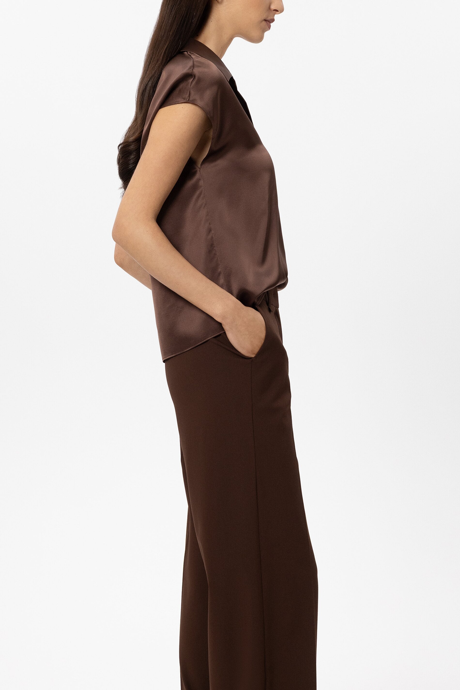Kurzarm-Seidenbluse - marone - Standard | Model Seite