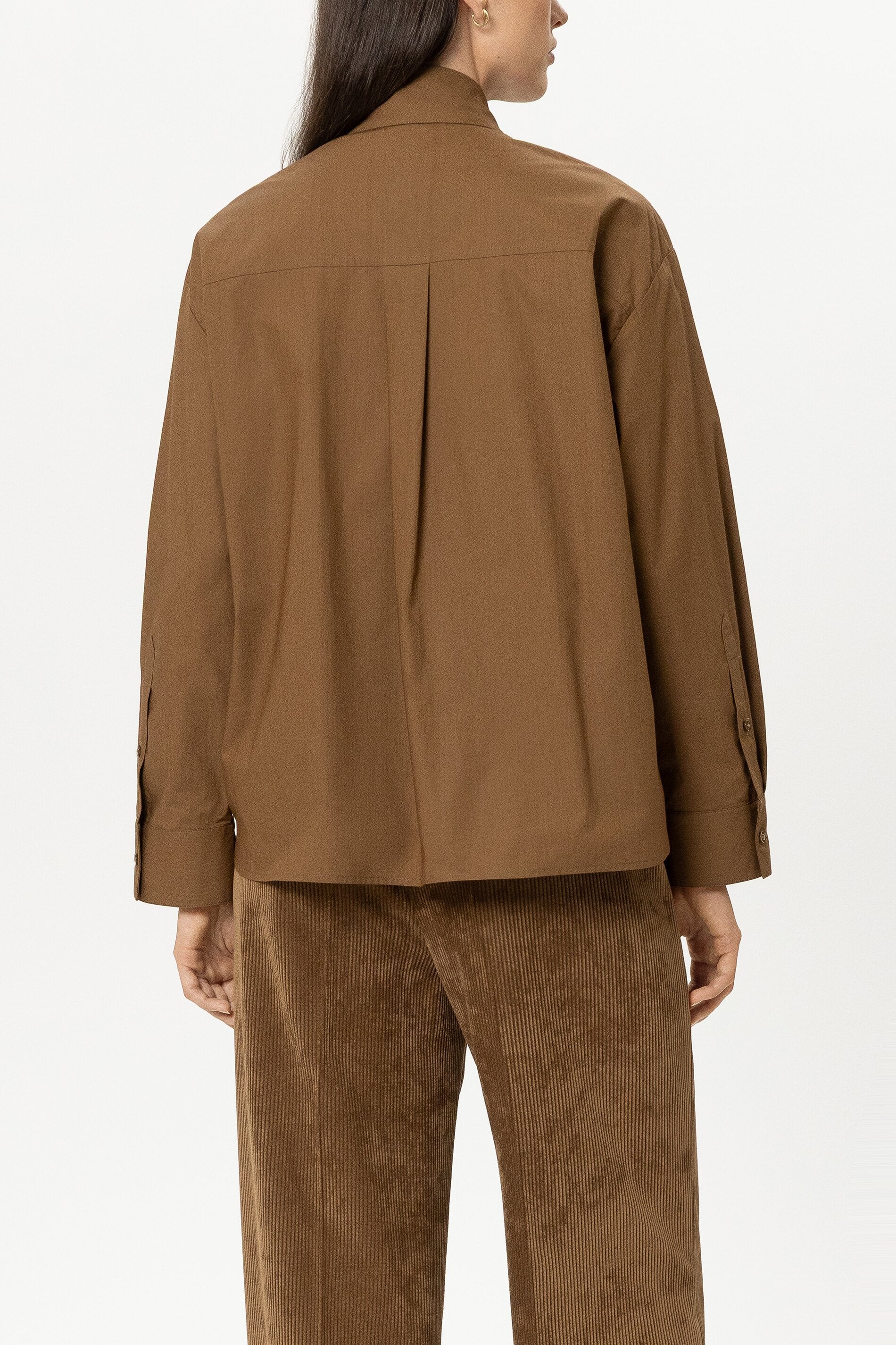 Hemd mit Schal-Schluppe - caramel - Standard | Model Rück