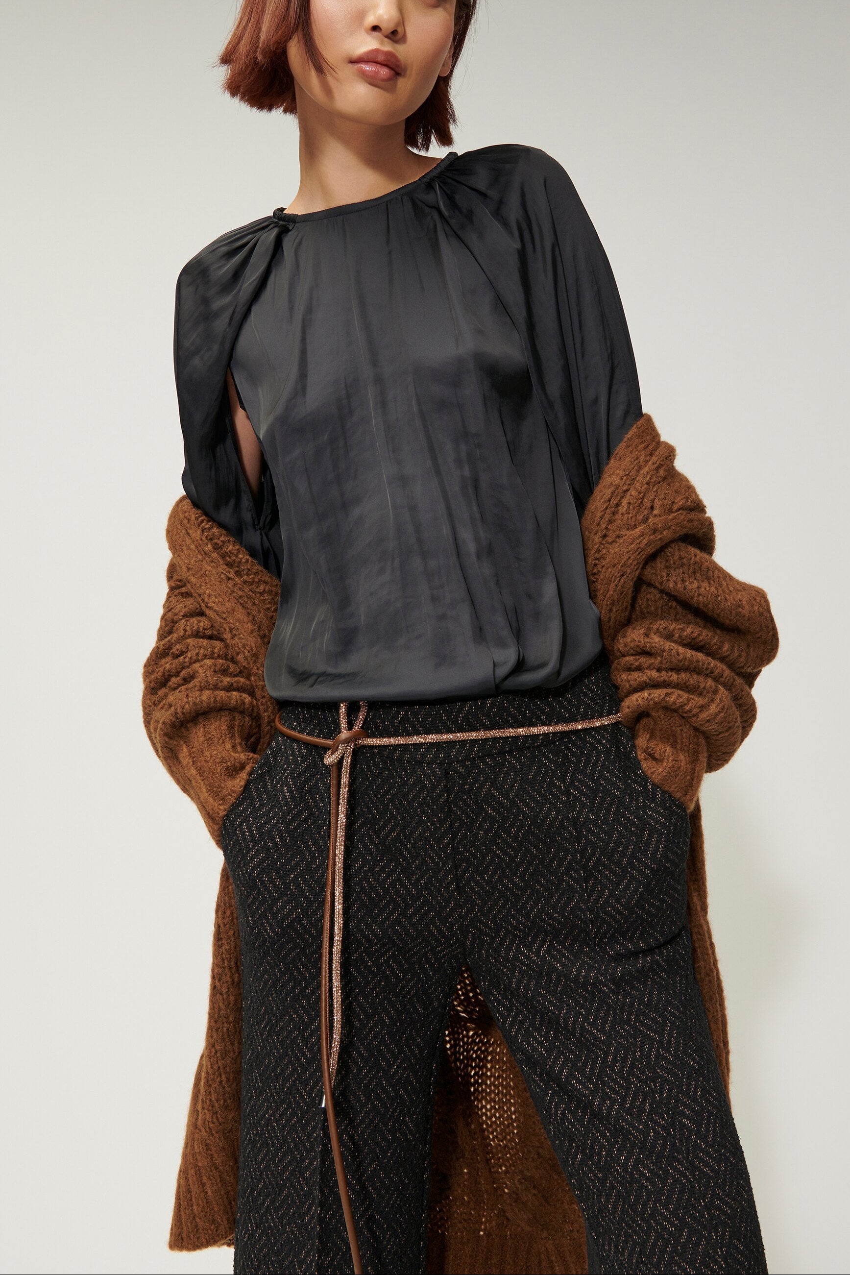 Blusenshirt mit Satinglanz - anthracite - Standard | Model Front