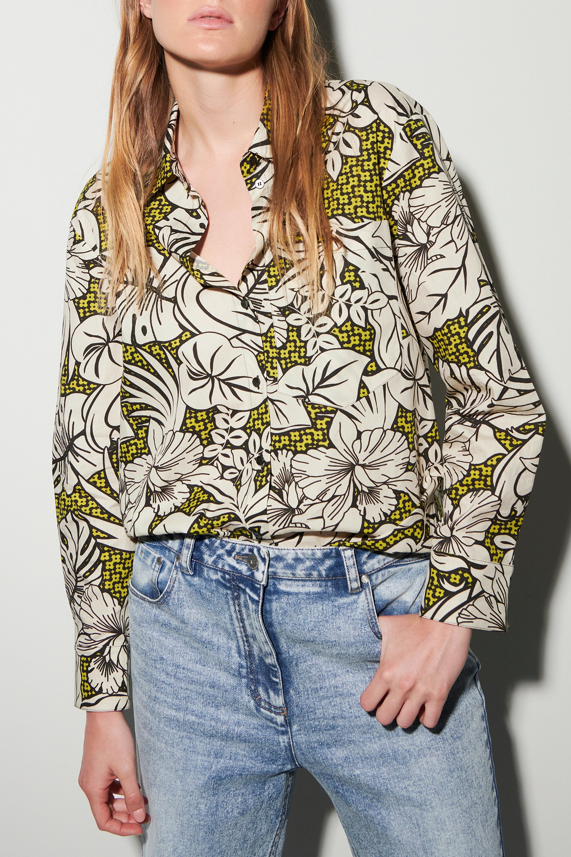 Hemdbluse mit Leaf-Print - multi - Standard | Model Front