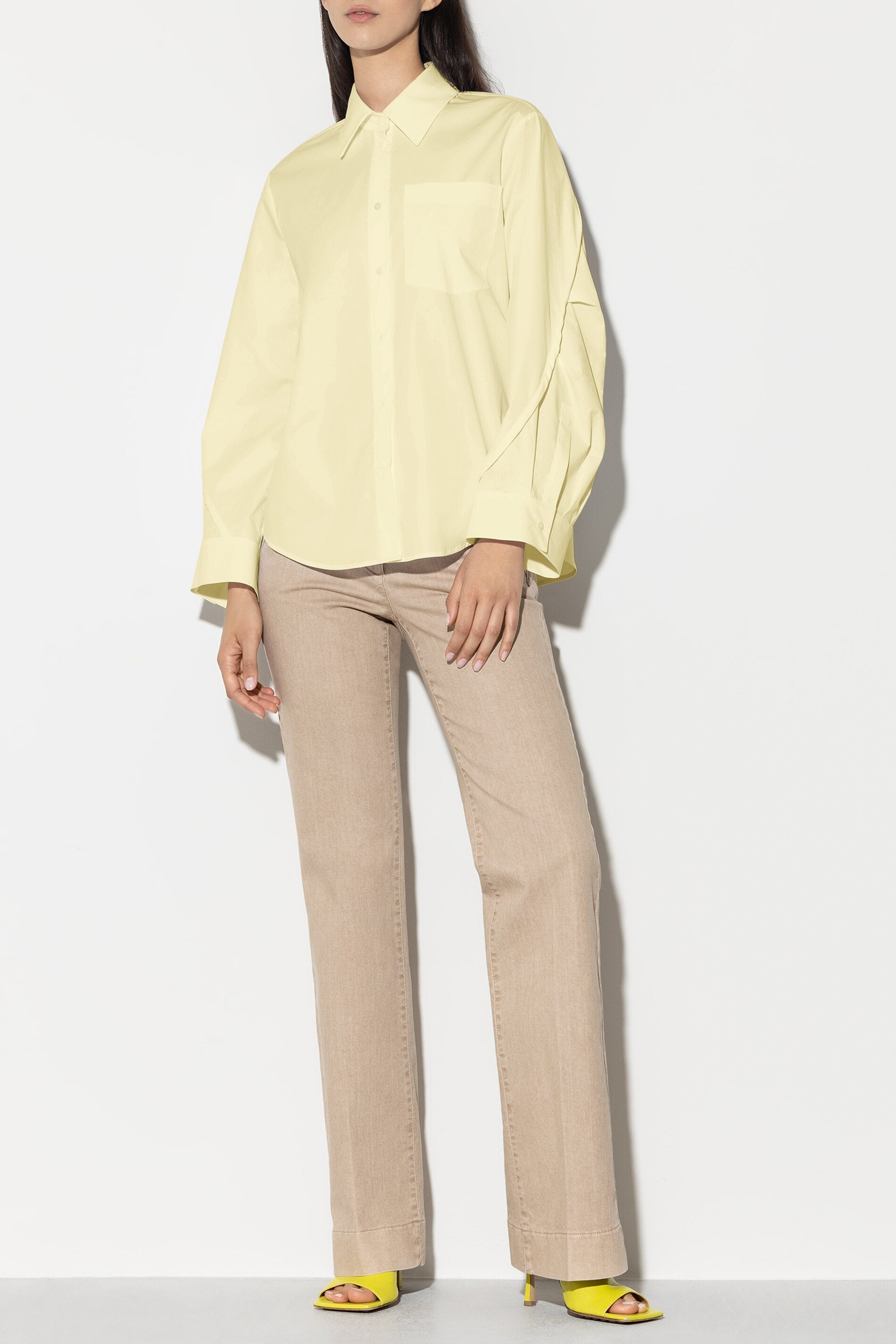 Gabardine-Hemdbluse - pale citron - Standard | Model Front