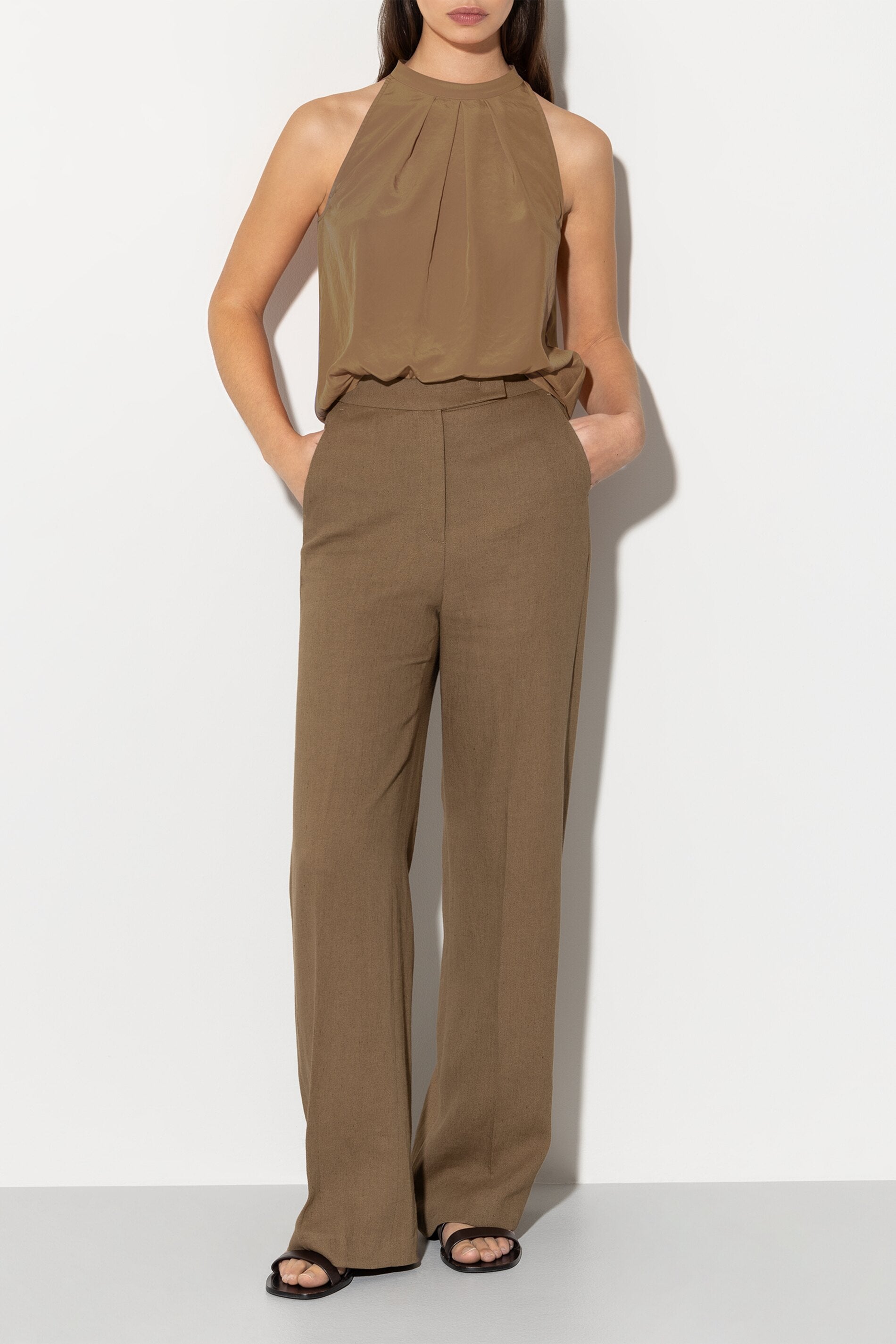 Neckholder-Top - tobacco - Standard | Model Front