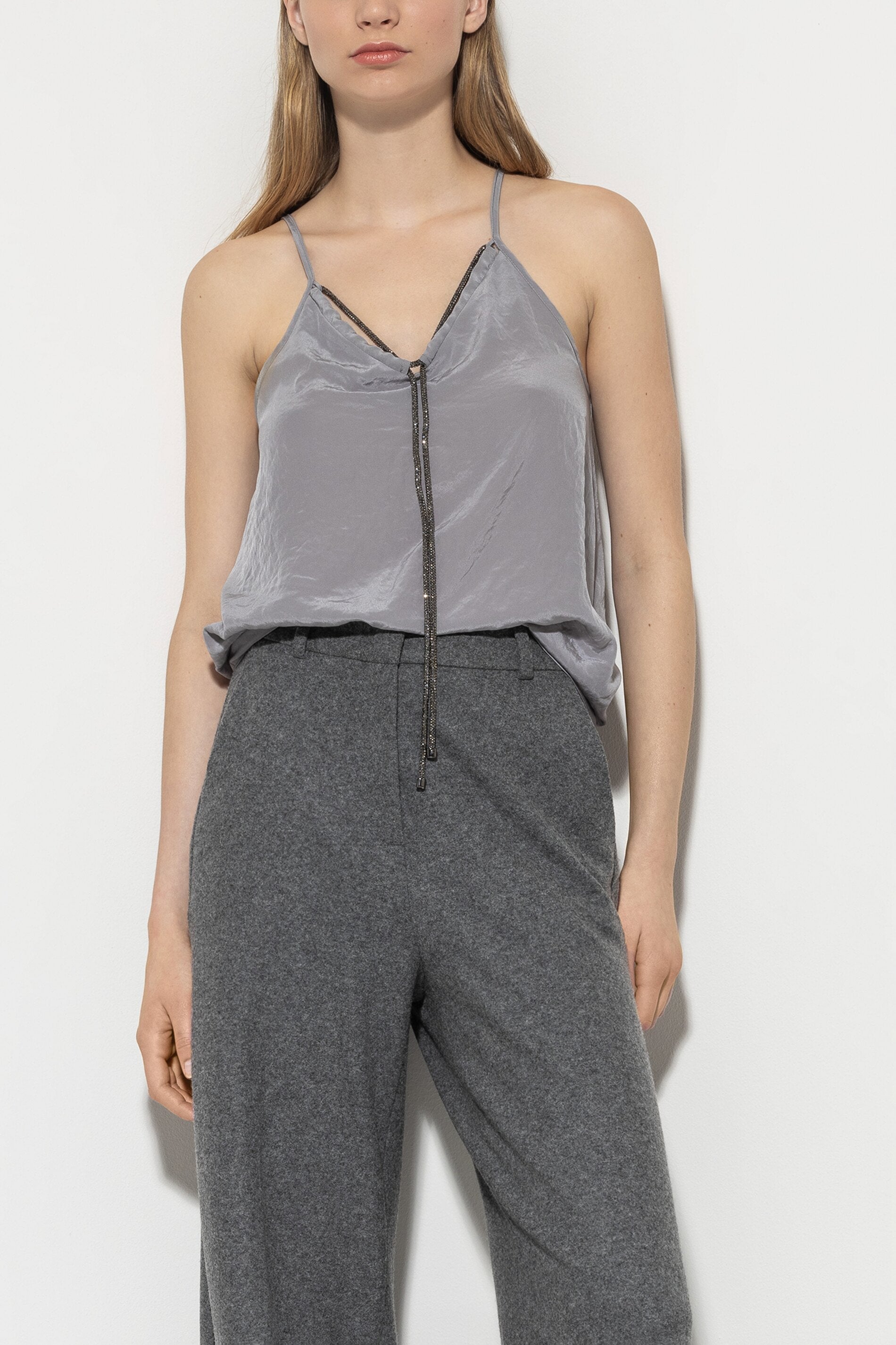 Spaghetti-Top mit Strasskordel - silver grey - Standard | Model Front
