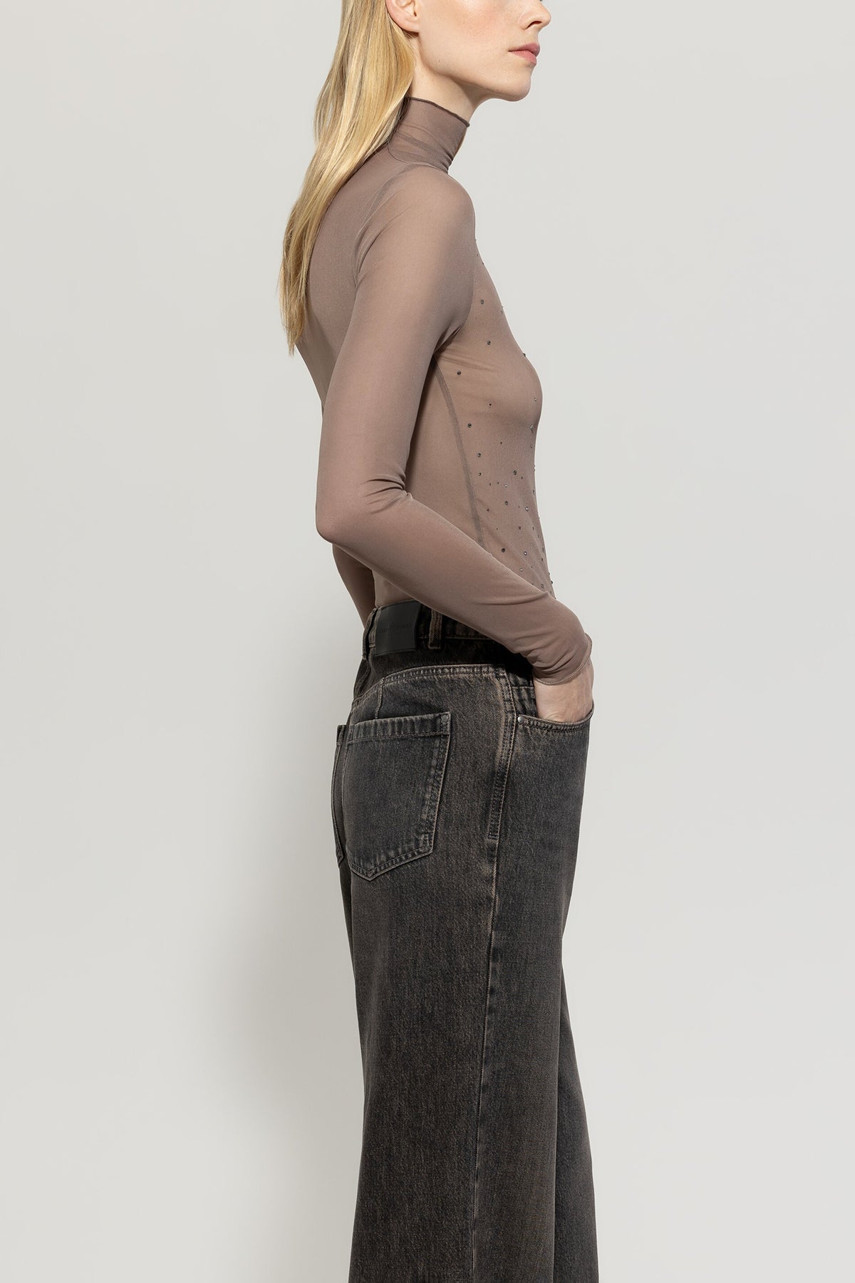Mesh-Rollkragenshirt - mushroom - Standard | Model Seite