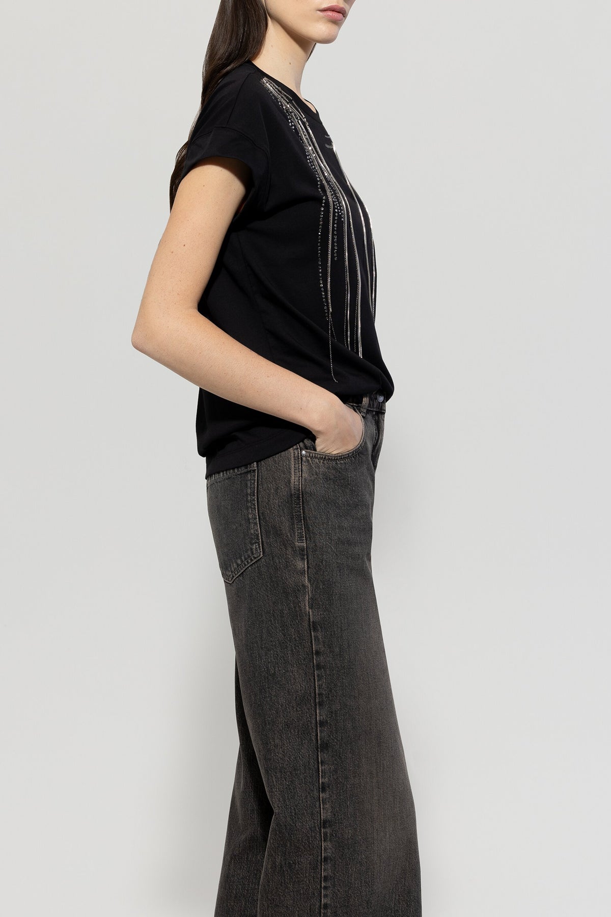 Statement-T-Shirt - deep black - Standard | Model Seite