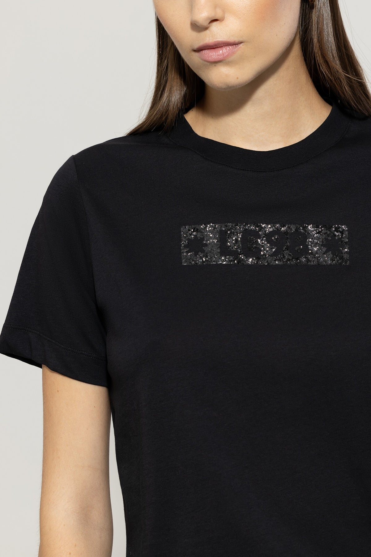 T-Shirt mit Glitter-Print - deep black - Standard | Model Detail