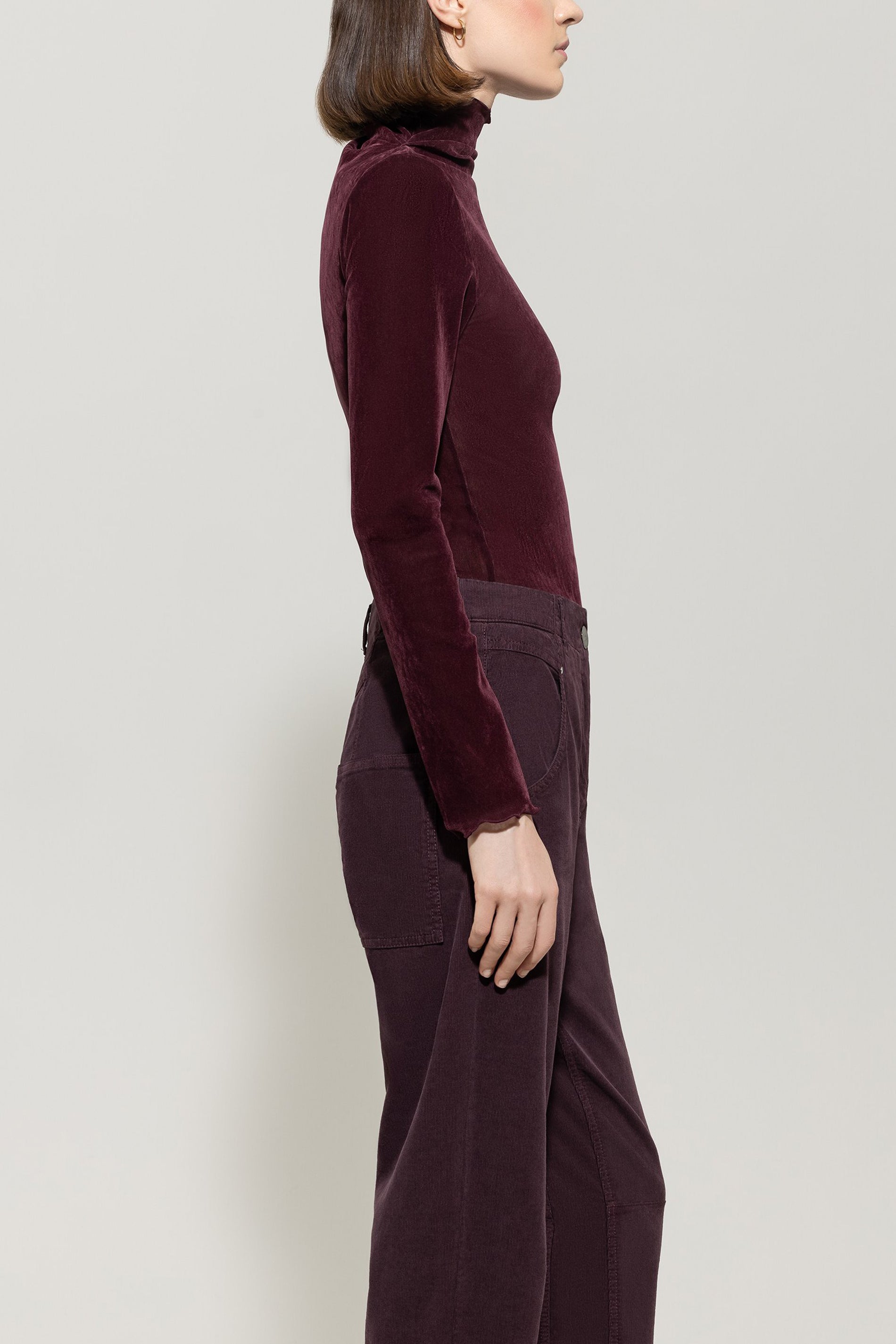 Rollkragen-Samt-Shirt - burgundy - Standard | Model Seite