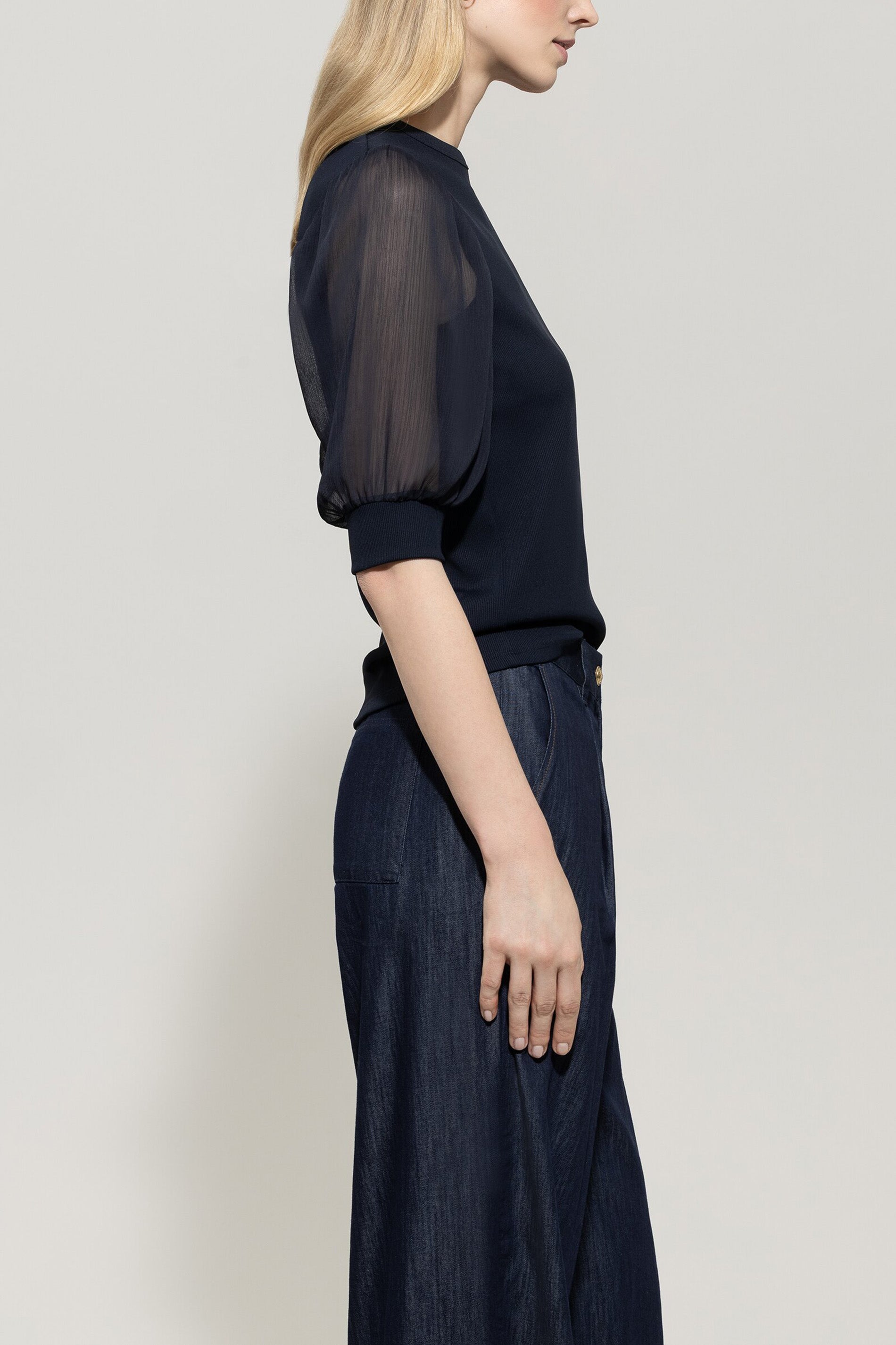 Rippshirt mit Crêpe-Ärmeln - dark blue - Standard | Model Seite