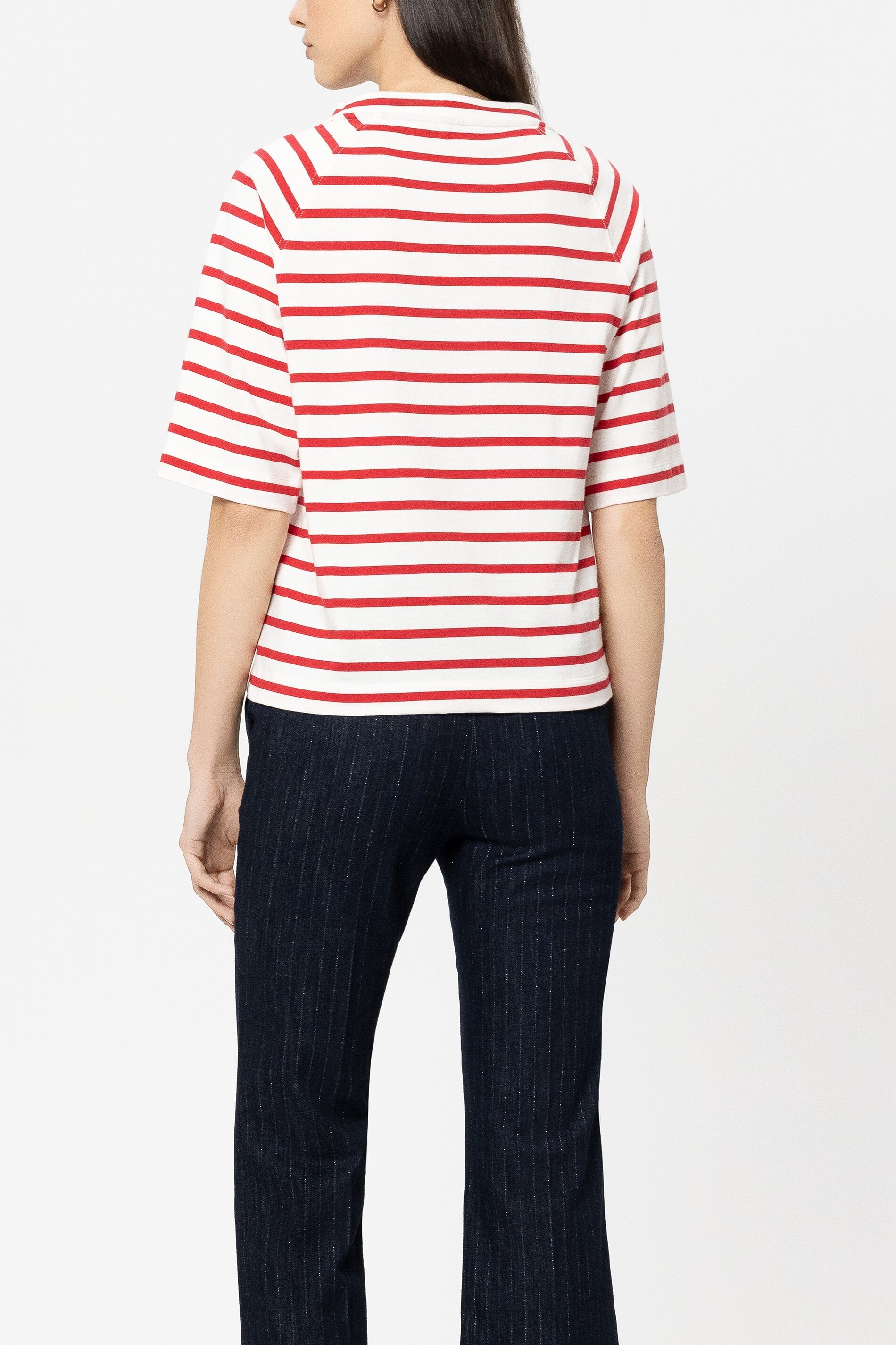 Ringel-Shirt mit Knopf-Detail - cherry red / cream - Standard | Model Rück