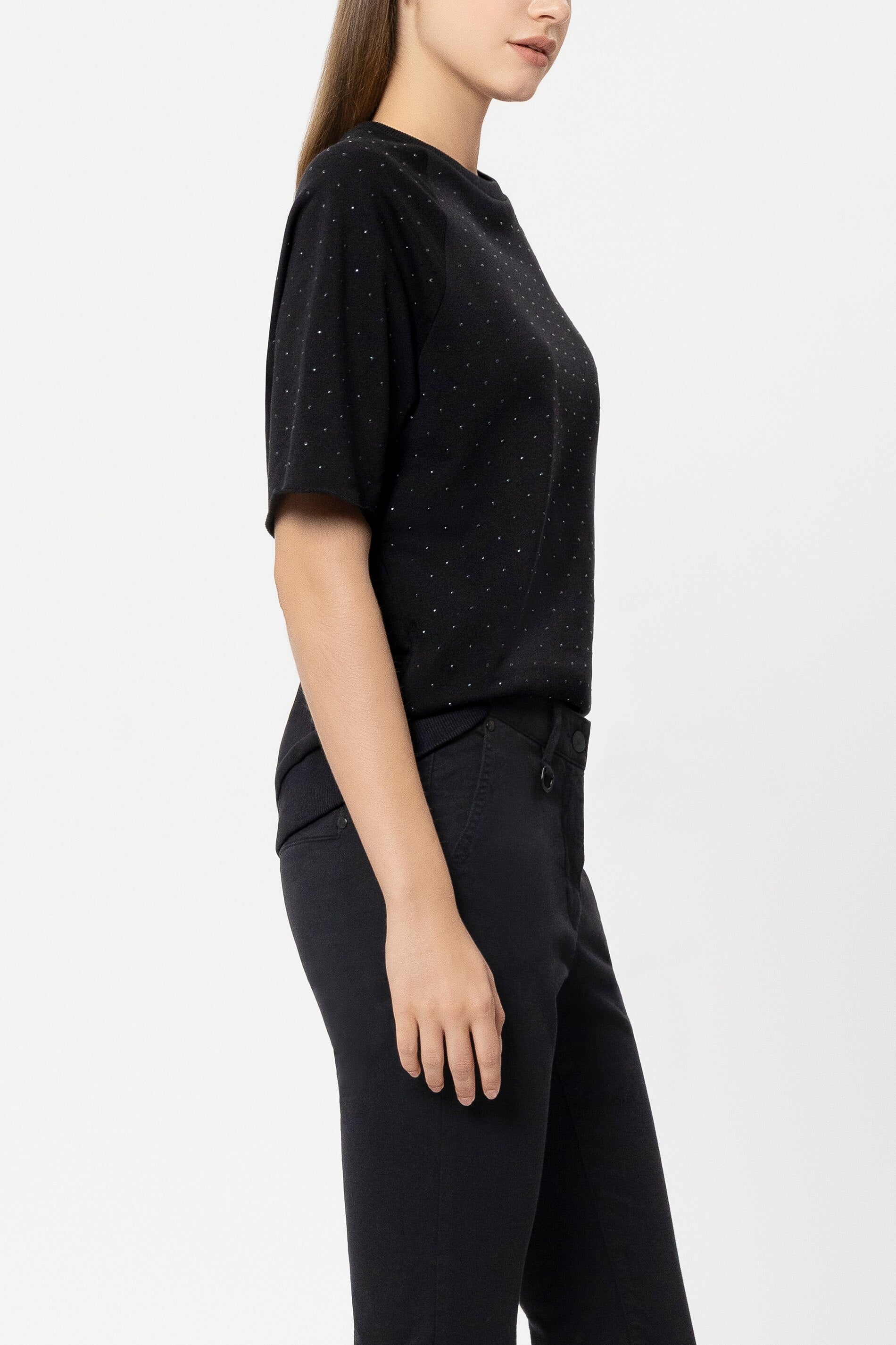 Sweatshirt mit Schmucksteinen - pure black - Standard | Model Seite