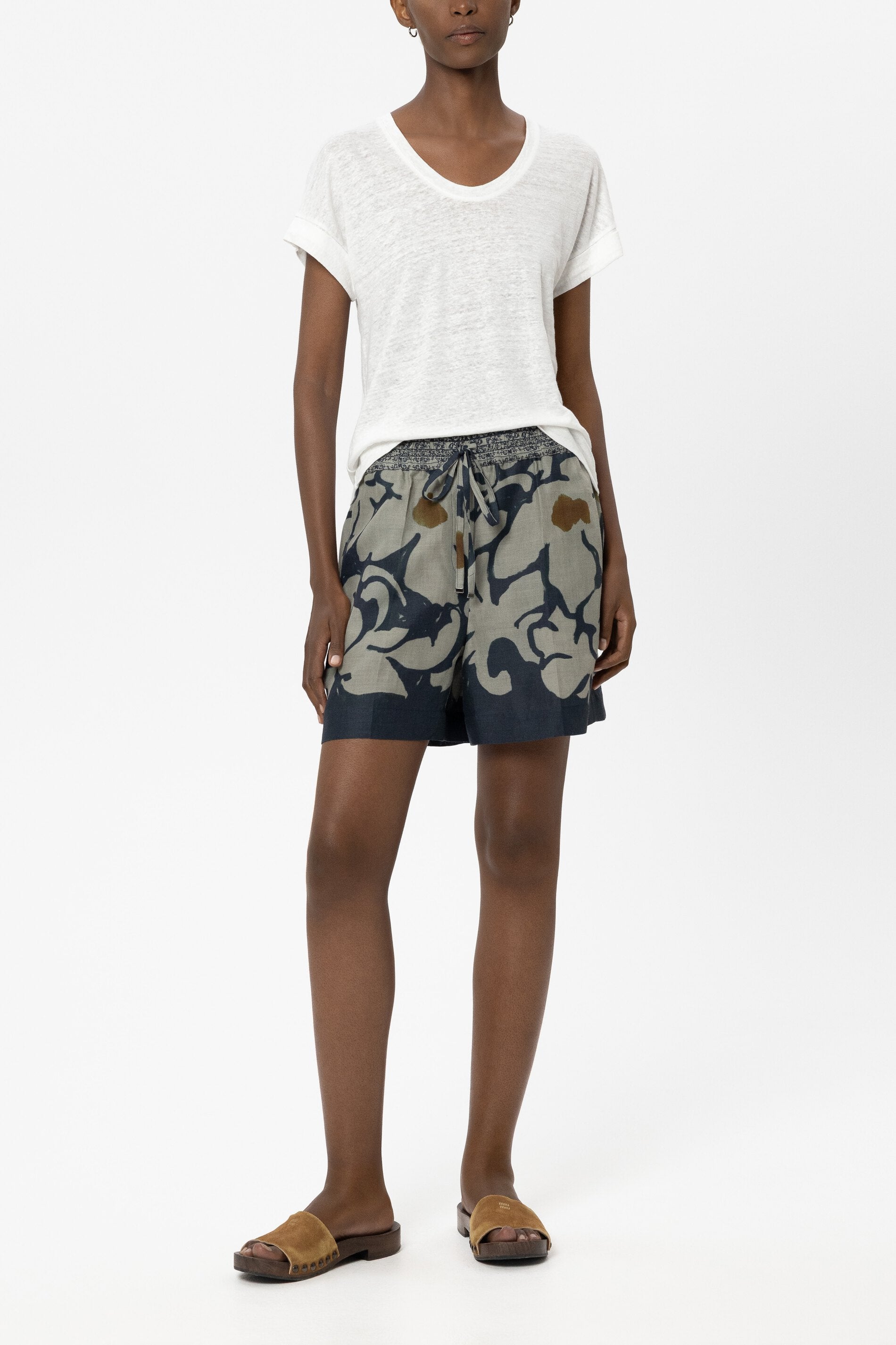 Leinen-T-Shirt - white - Standard | Model Front