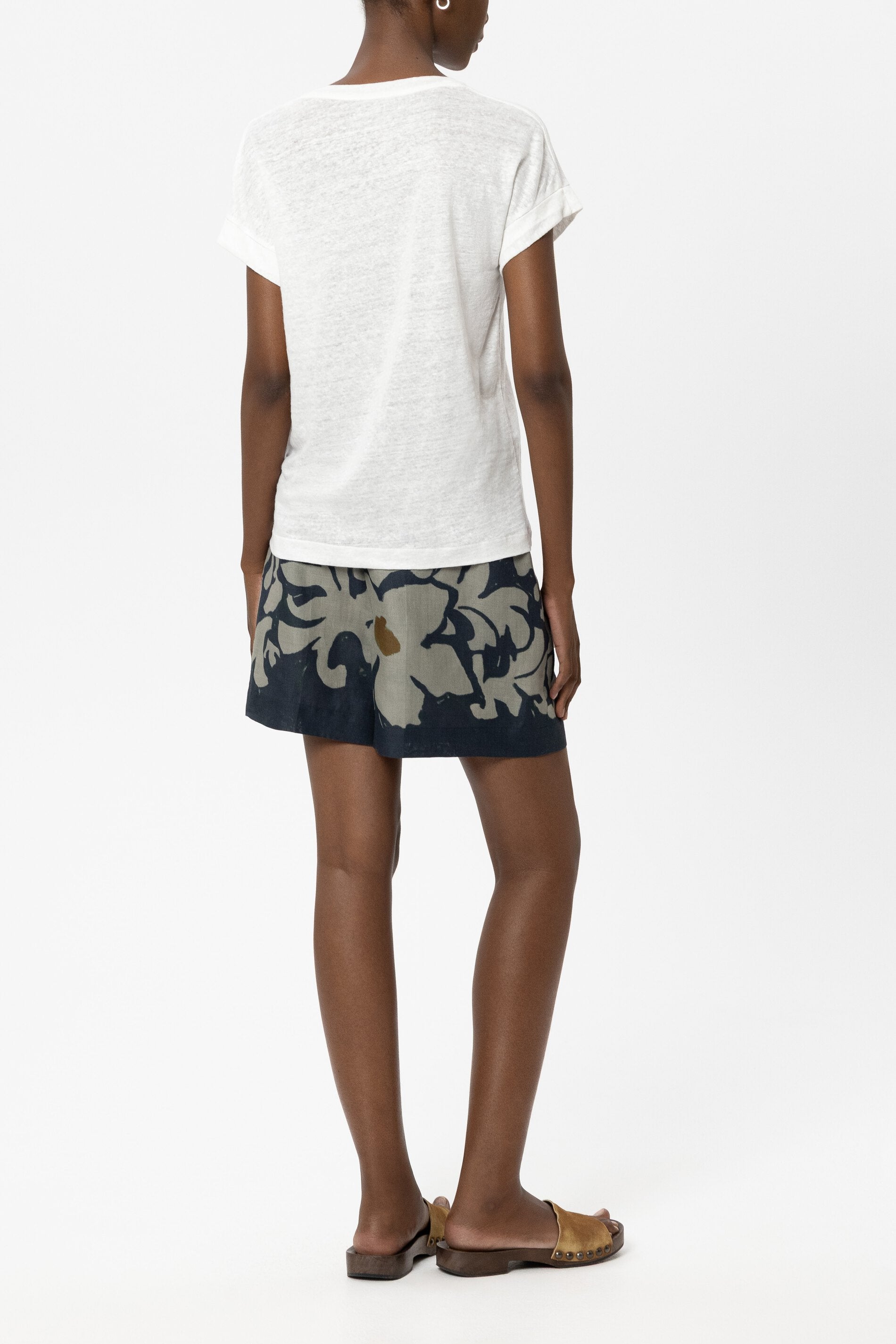 Leinen-T-Shirt - white - Standard | Model Rück