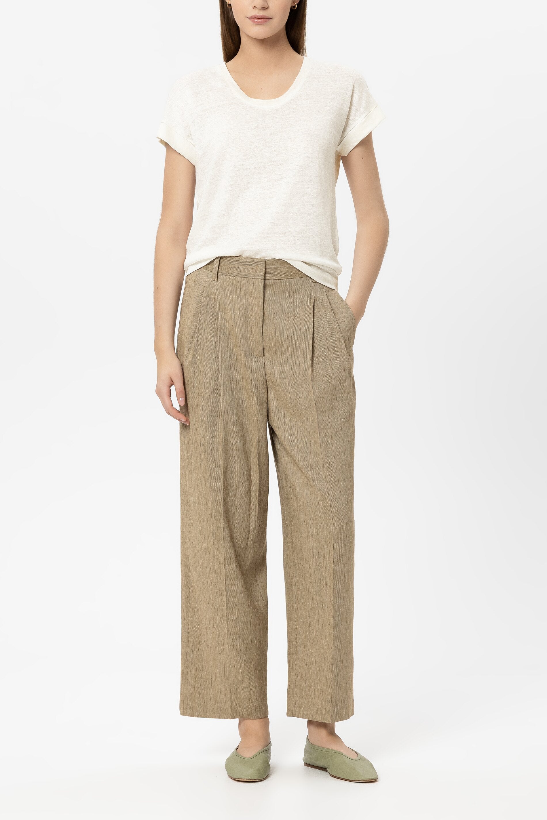 Leinen-T-Shirt - off-white - Standard | Model Front