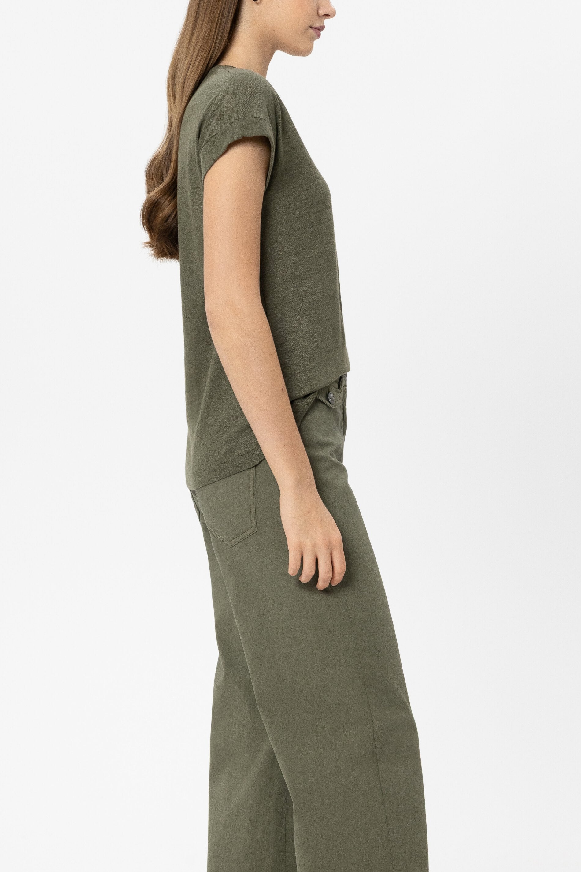 Leinen-T-Shirt - khaki - Standard | Model Seite