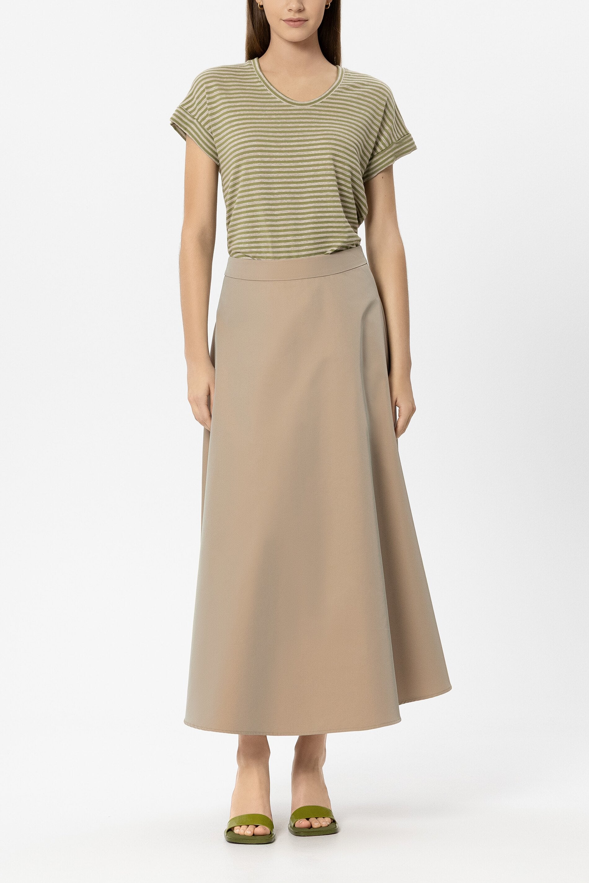 Leinen-Ringel-T-Shirt - sand / moss green - Standard | Model Front