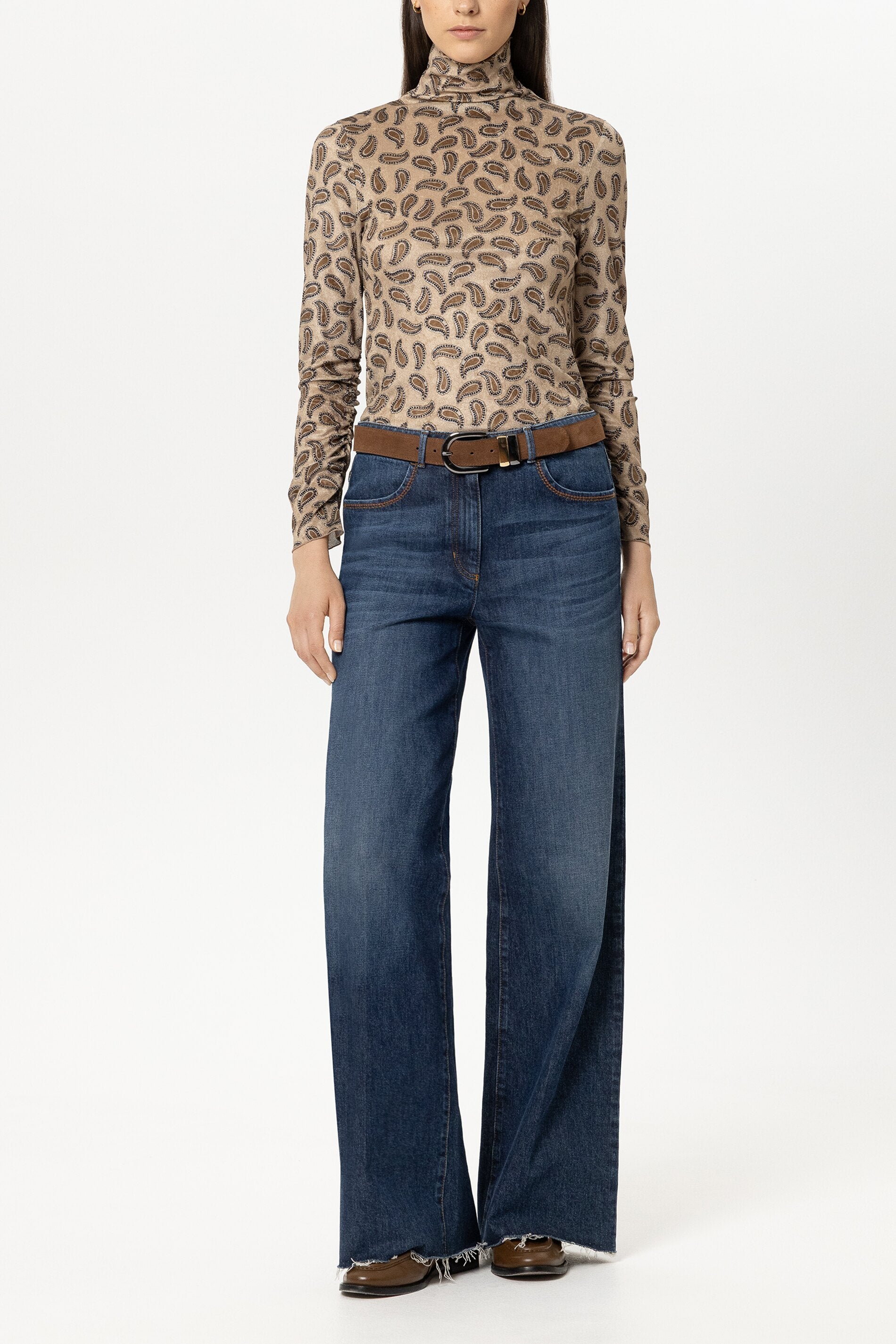 Turtleneck-Shirt mit Print - soft caramel - Standard | Model Front