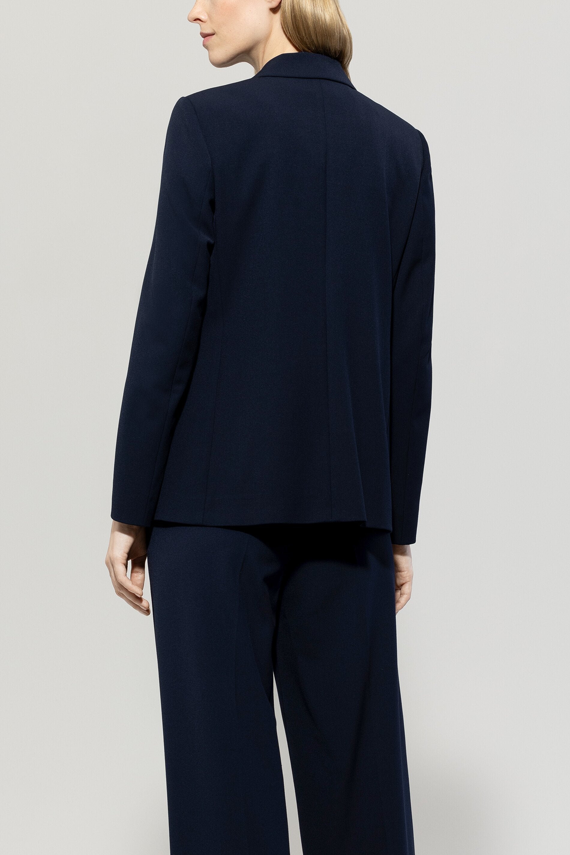 Zweireihiger Blazer - dark navy - Standard | Model Rück