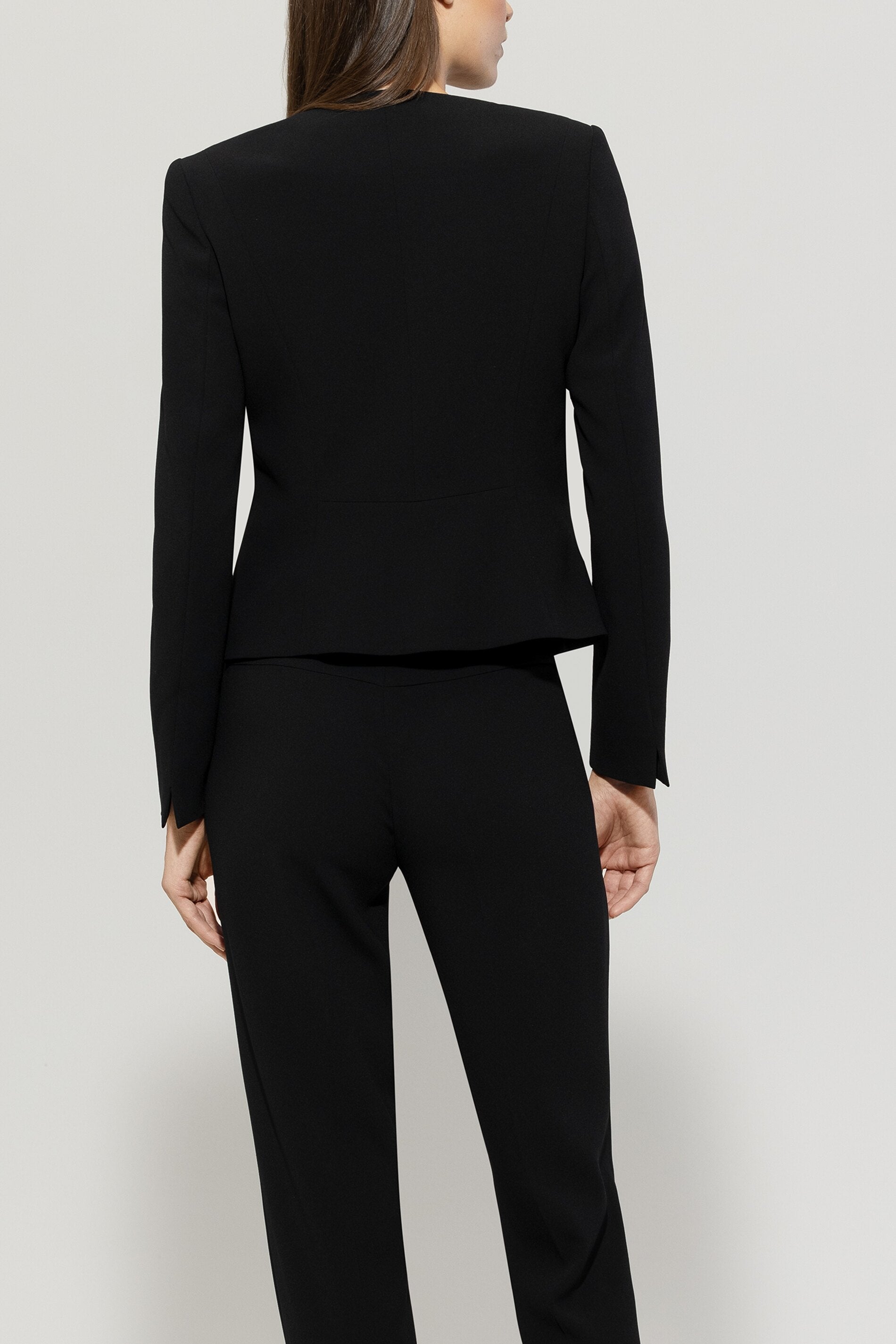 Jacket aus Techno Sablé - black - Standard | Model Rück