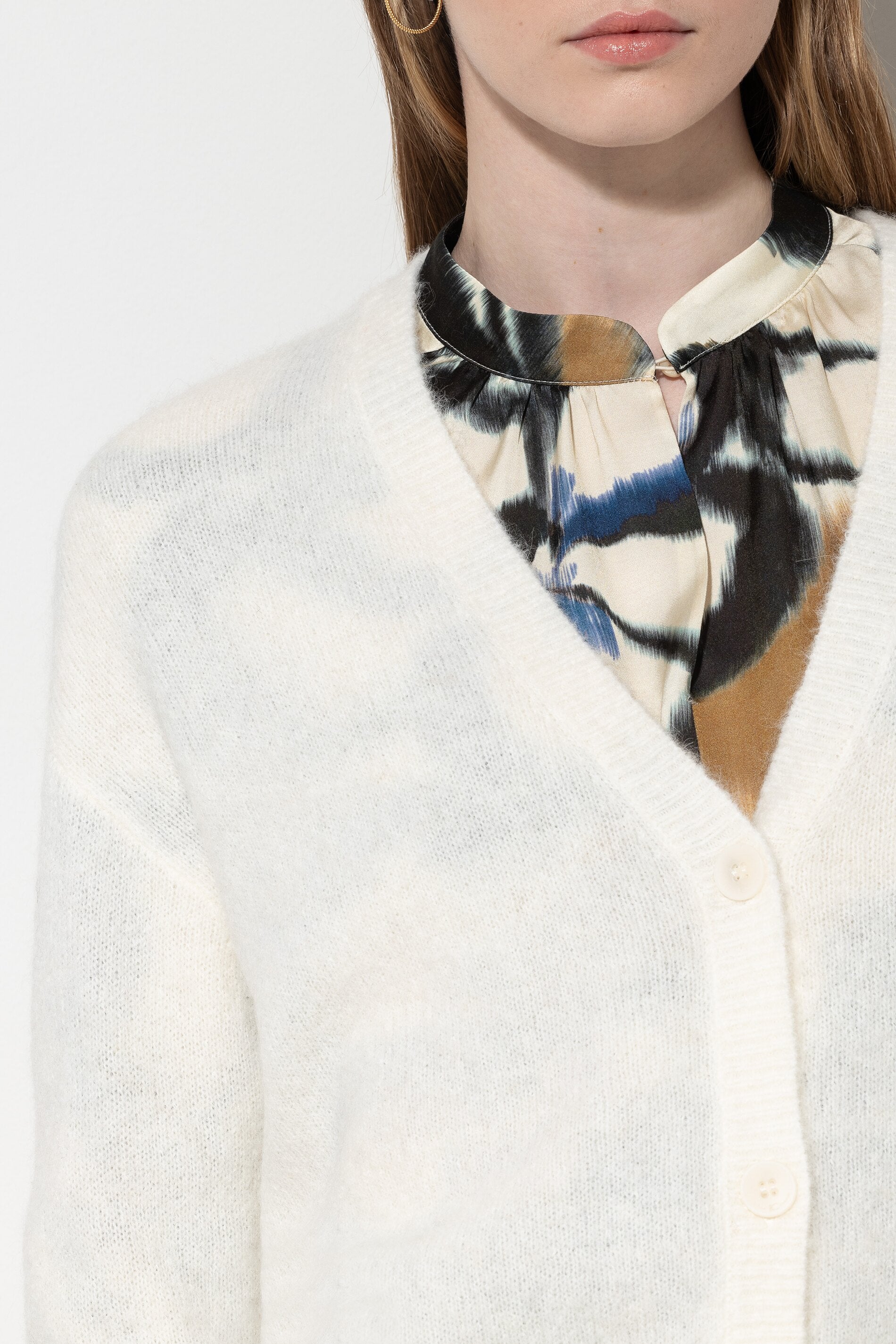 Cardigan aus Alpaka-Mix - eggshell - Standard | Model Detail