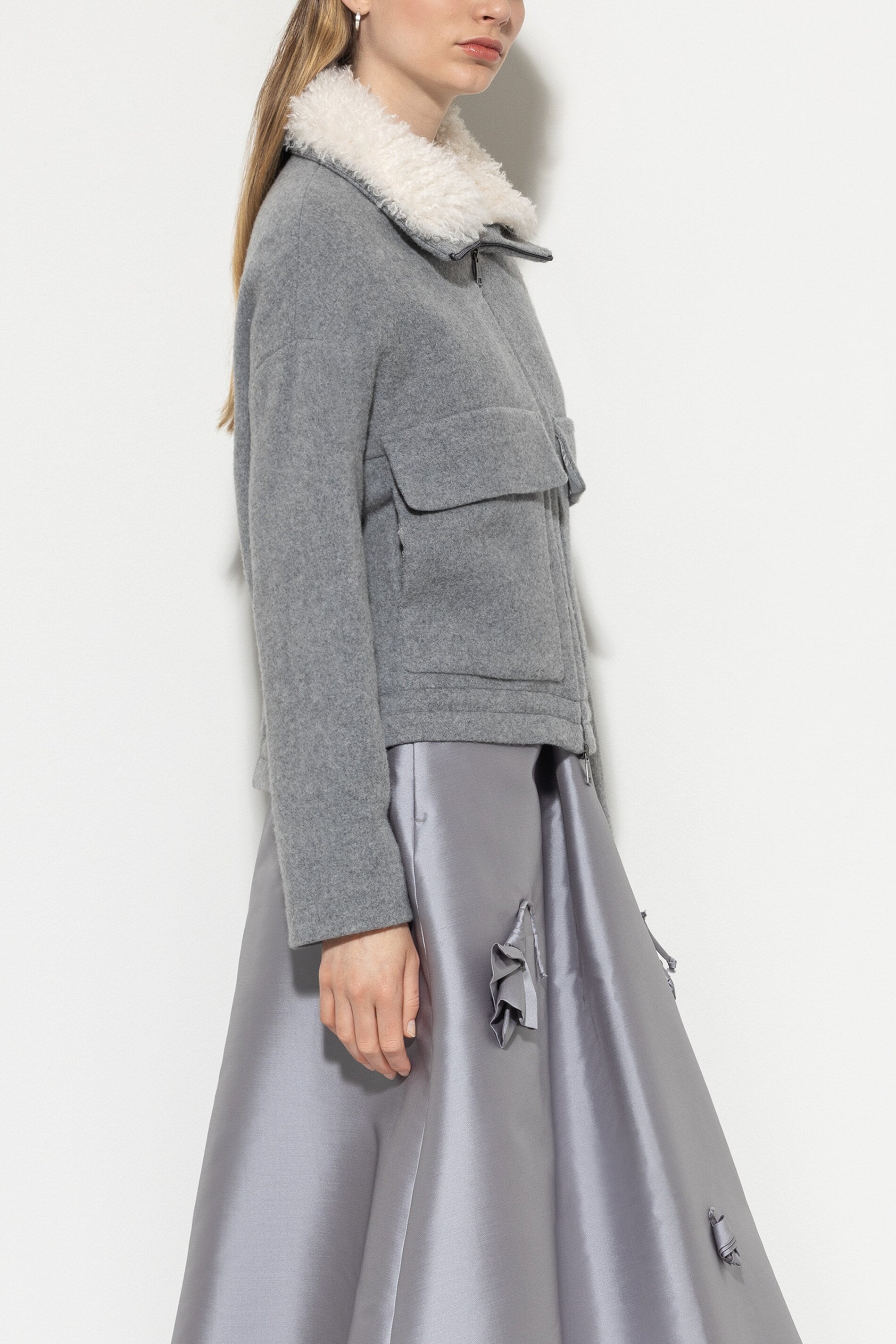 Blouson aus Woll-Mix - heather grey - Standard | Model Seite