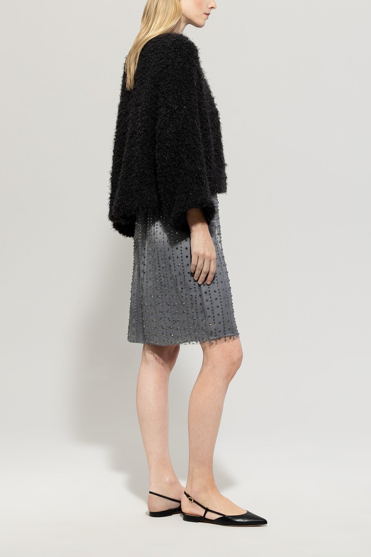 Cardigan in Fringe-Tweed - deep black - Standard | Model Seite