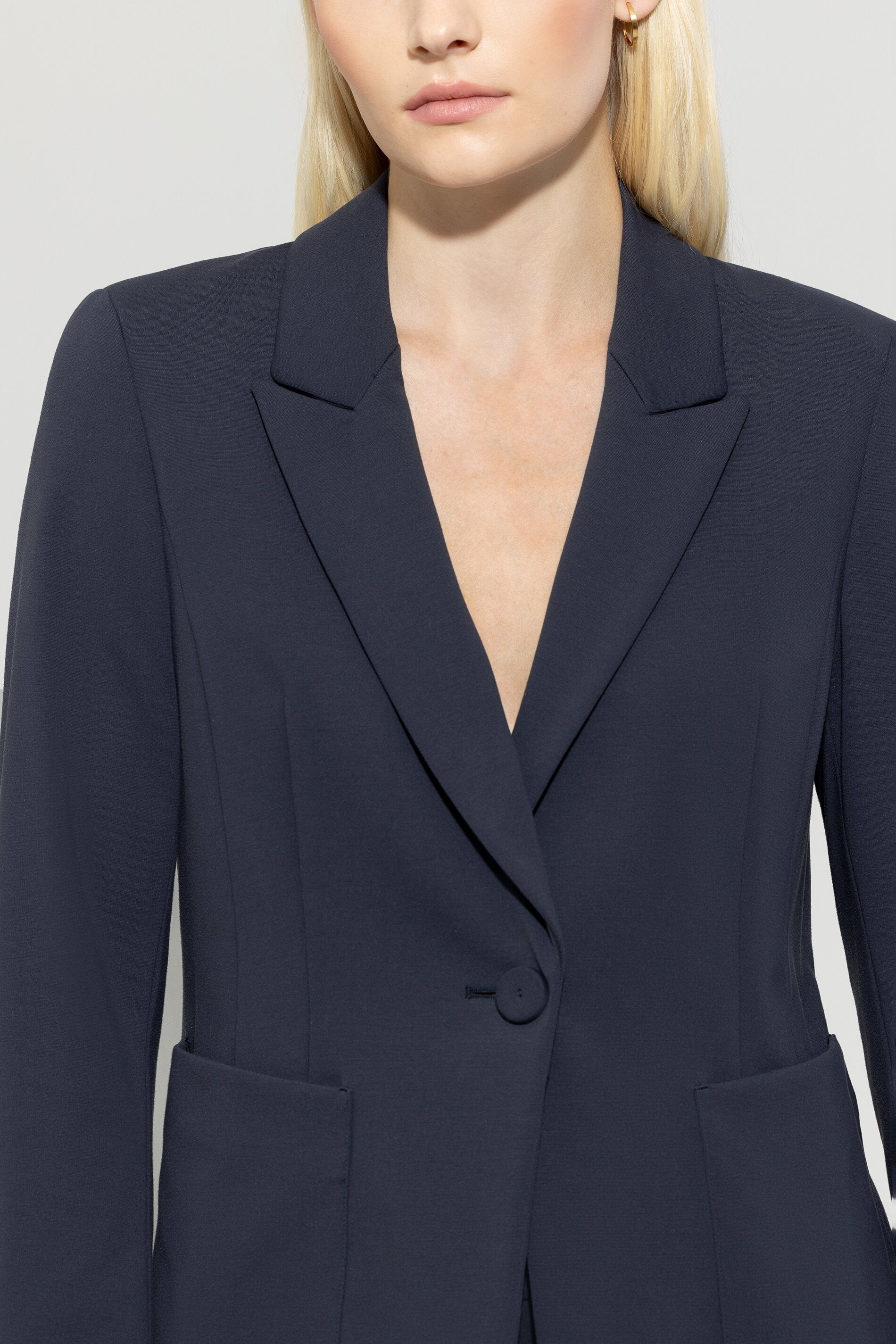 Blazer aus Punto-Milano - jeans blue - Standard | Model Detail