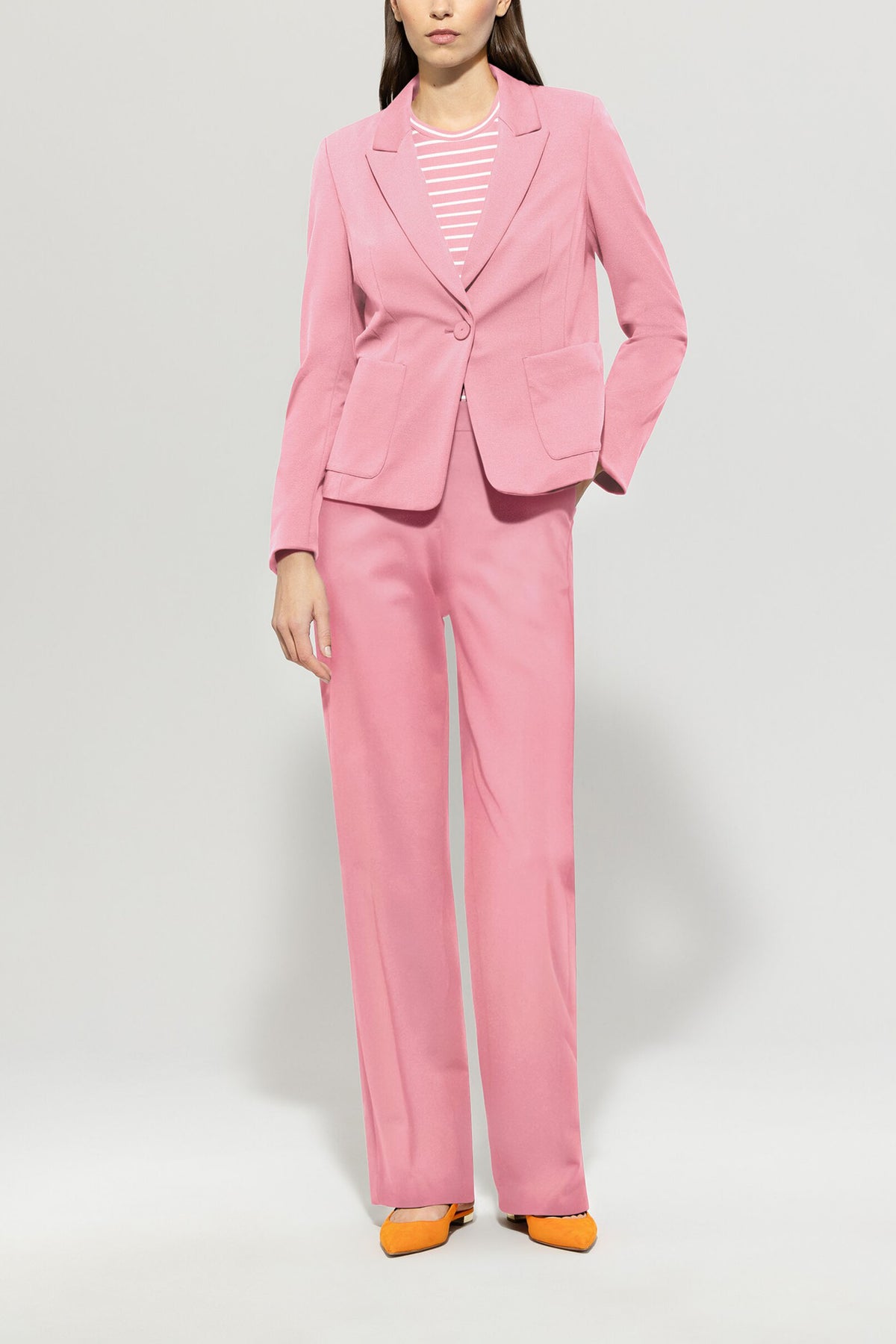 Blazer aus Punto-Milano - cherry blossom - Standard | Model Front