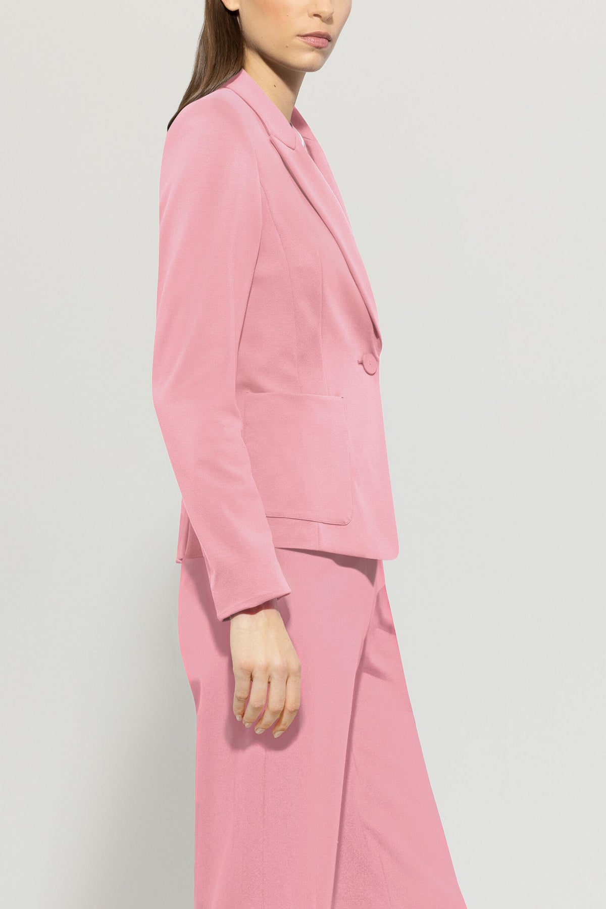 Blazer aus Punto-Milano - cherry blossom - Standard | Model Seite