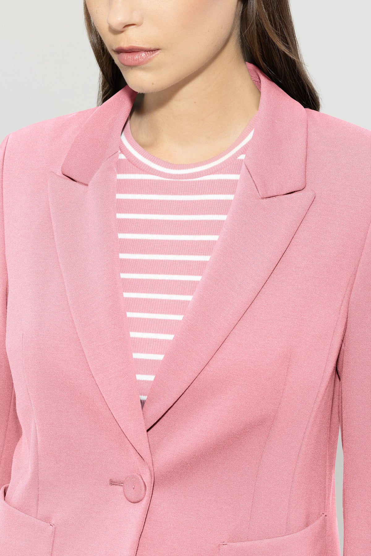 Blazer aus Punto-Milano - cherry blossom - Standard | Model Detail