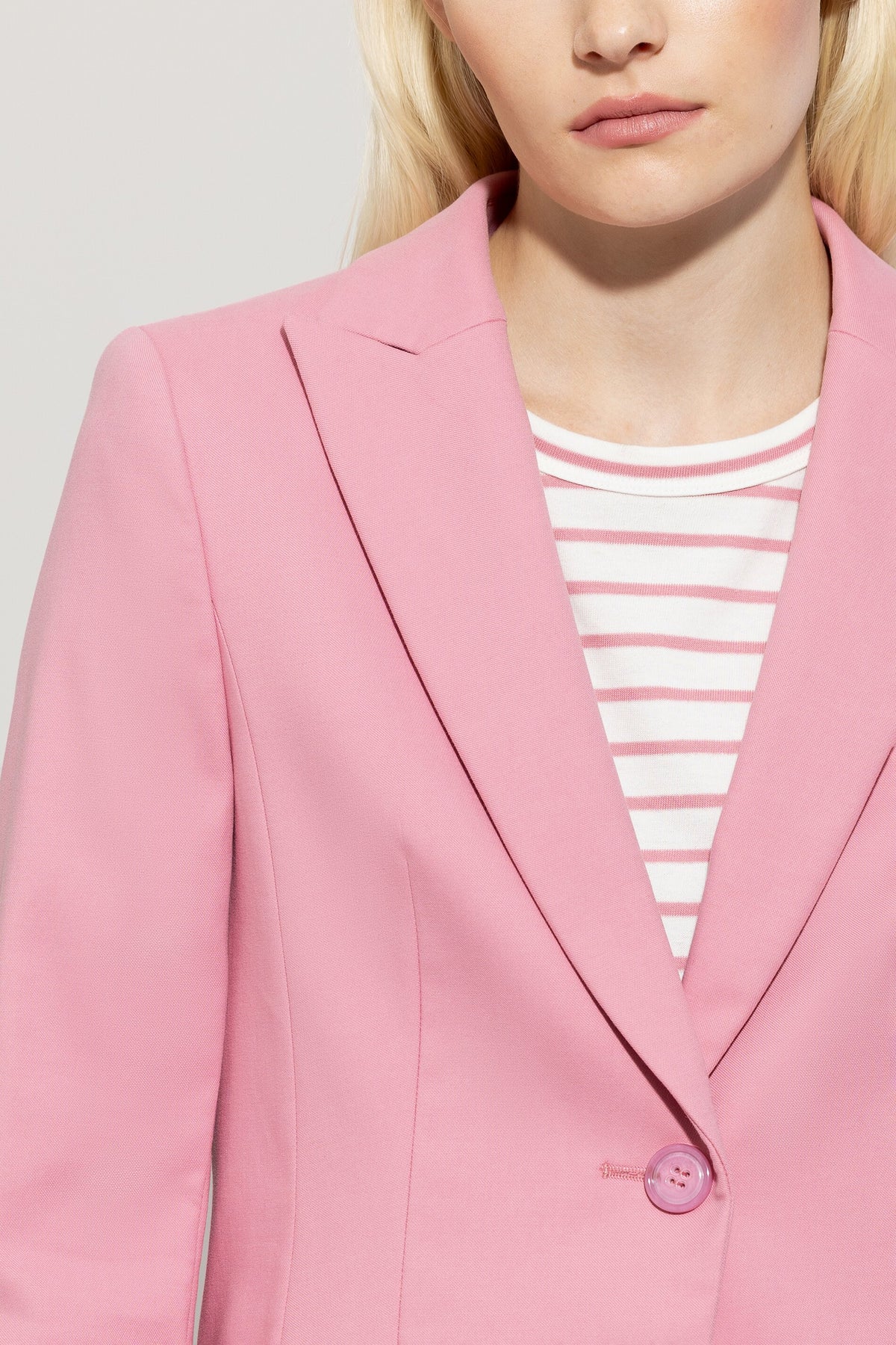 Stretch-Gabardine-Blazer - cherry blossom - Standard | Model Detail