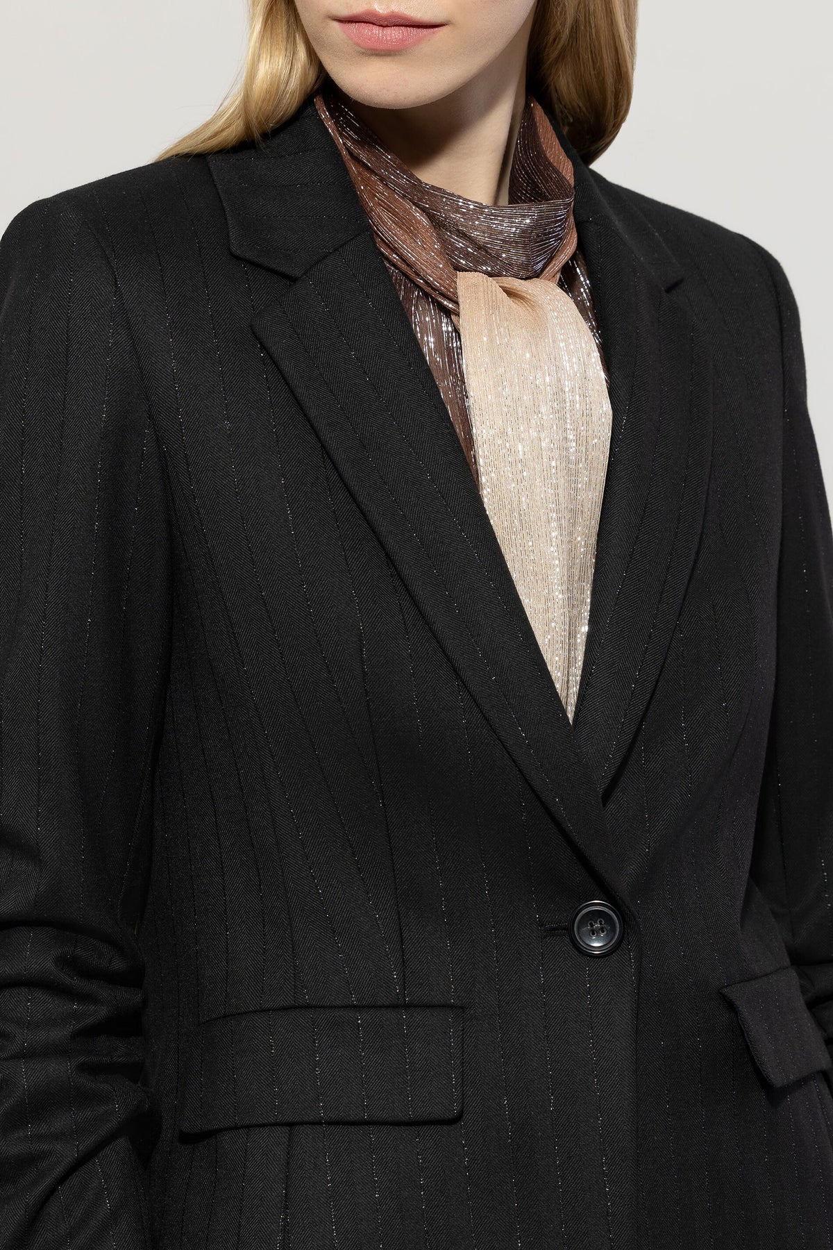 Blazer mit Nadelstreifen - deep black - Standard | Model Detail
