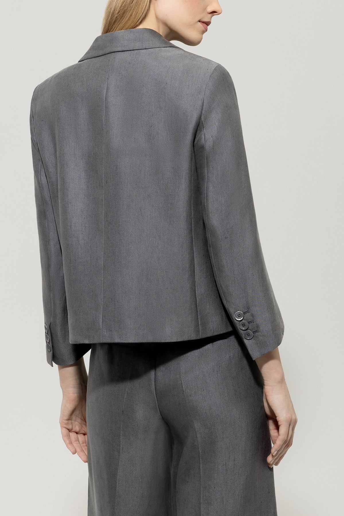 Gabardine-Blazer - cool grey - Standard | Model Rück