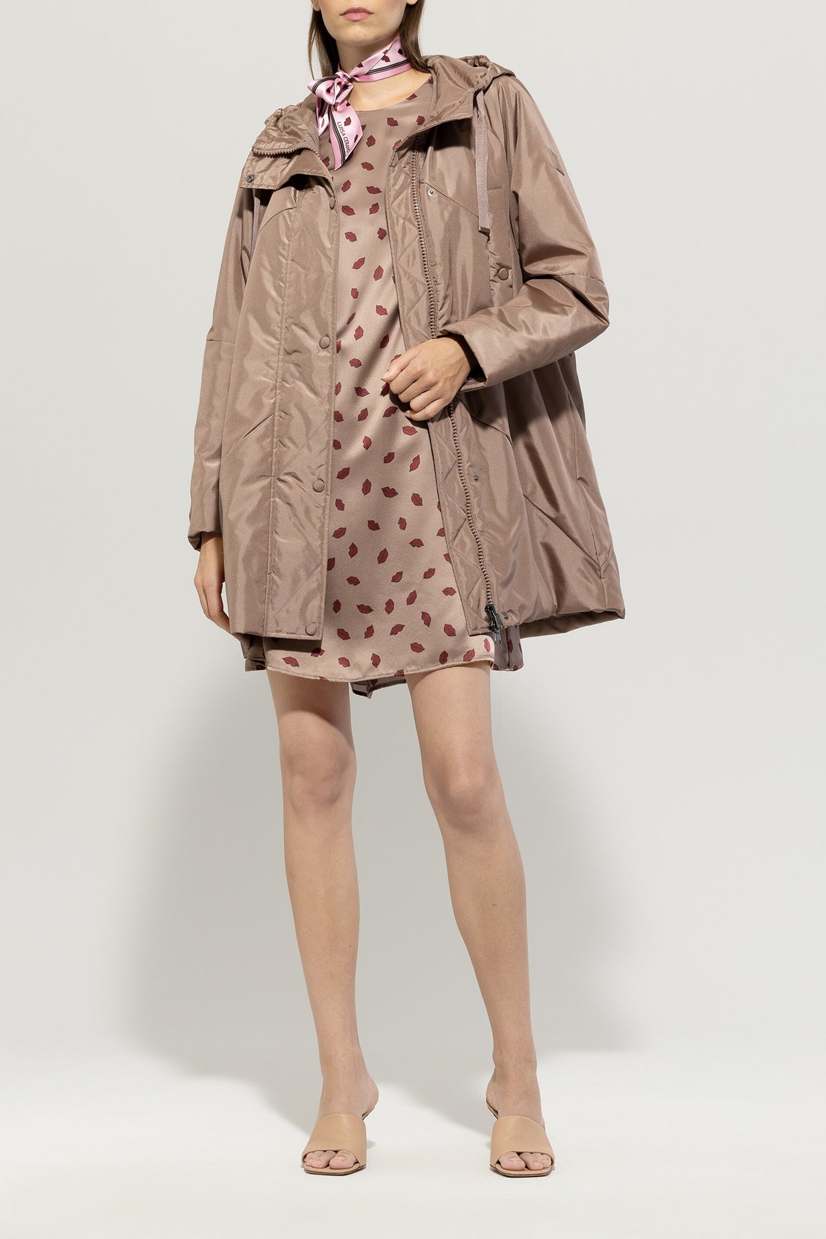 Taft-Parka - mushroom - Standard | Model Front