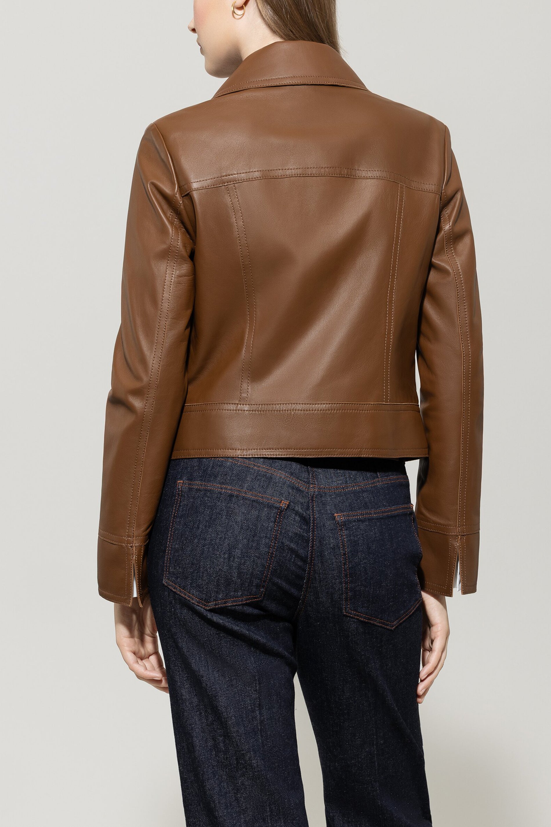 Lammnappa-Bikerjacke - walnut - Standard | Model Rück