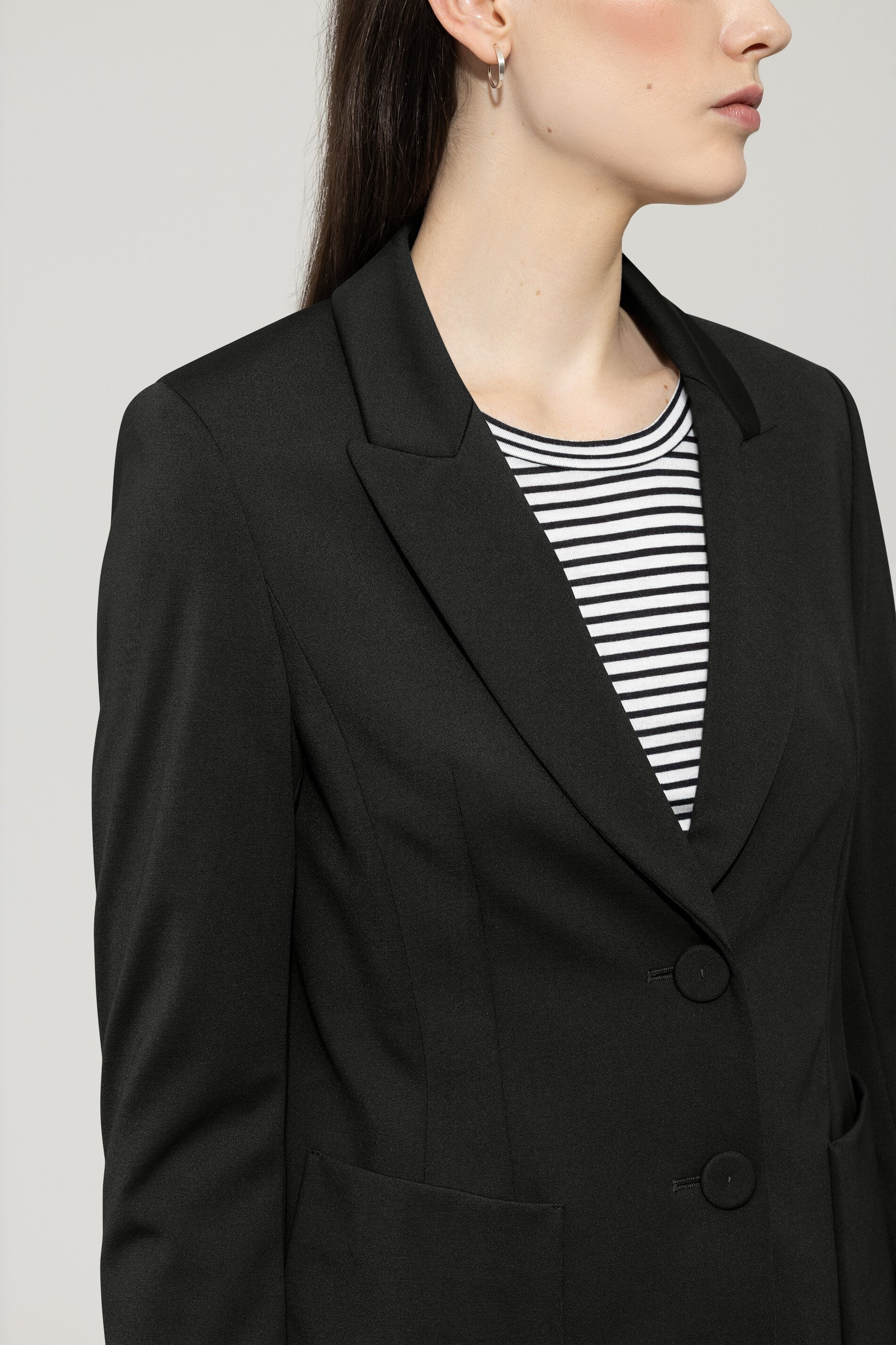 Blazer aus Punto-Milano - deep black - Standard | Model Detail