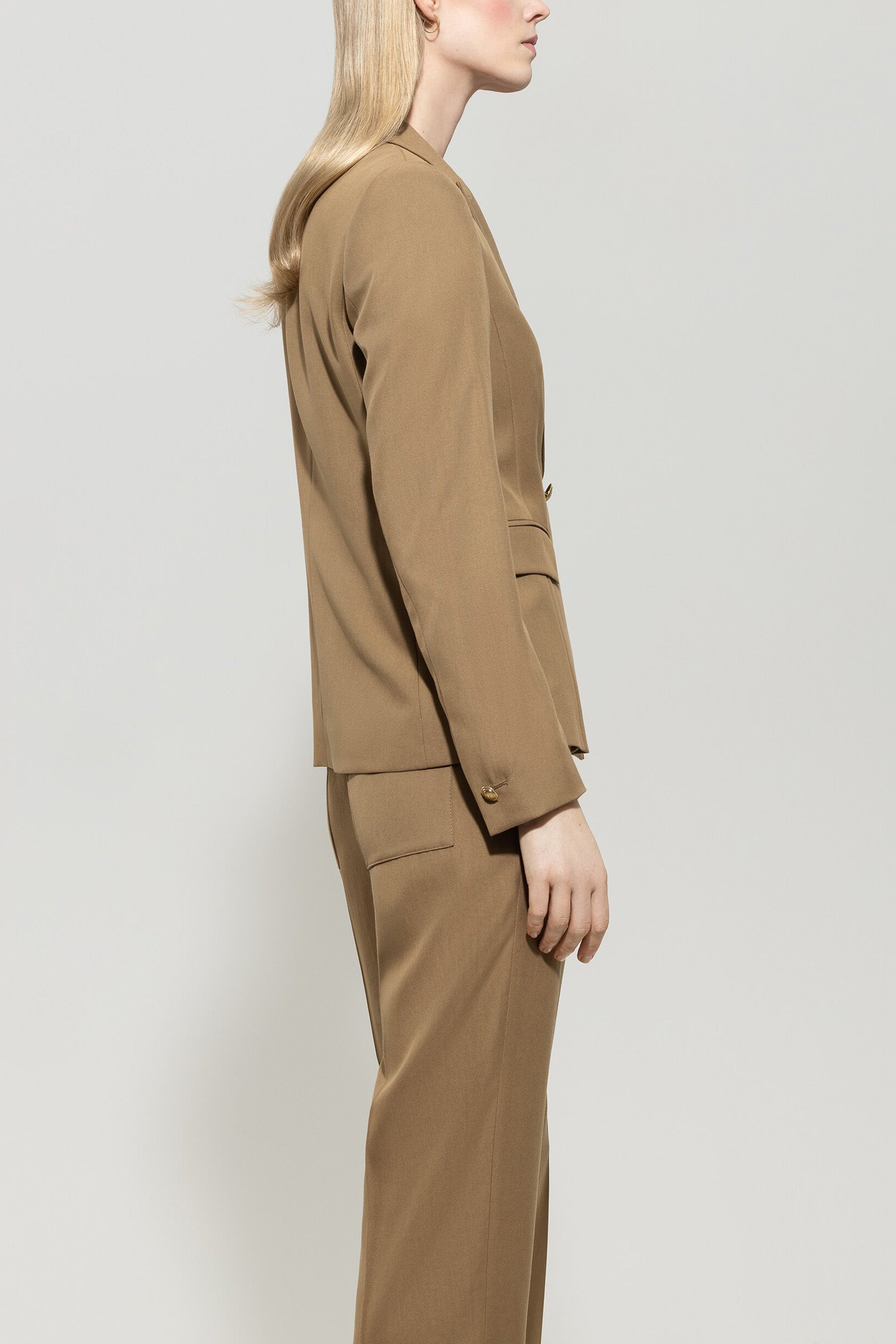 Gabardine-Blazer - hanf - Standard | Model Seite