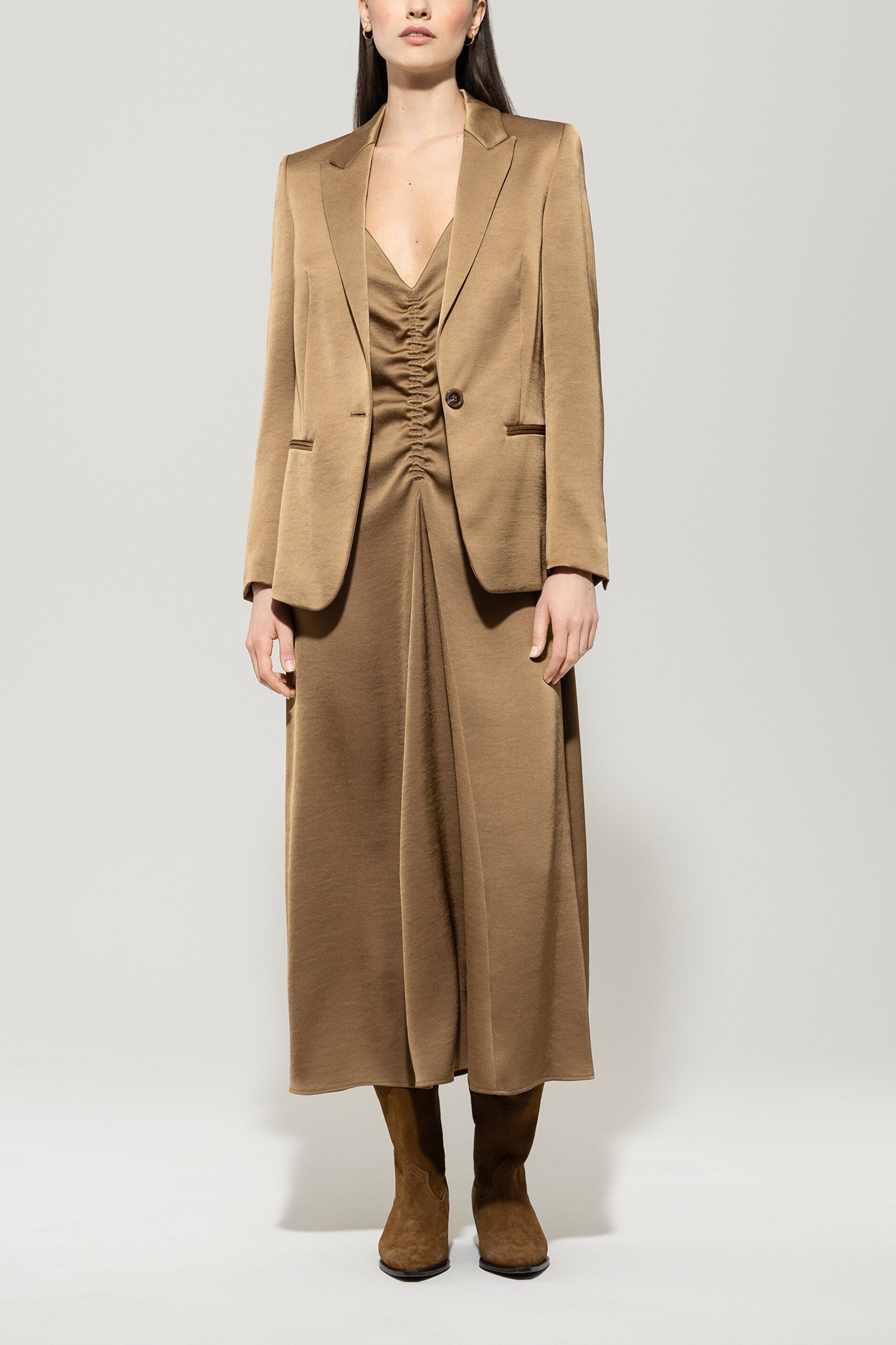 Ein-Knopf-Blazer - hanf - Standard | Model Front