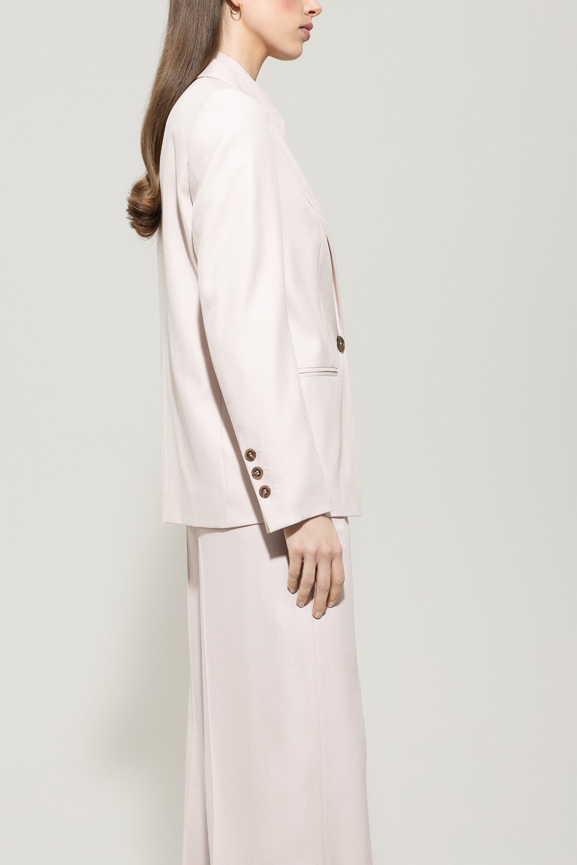 Gabardine-Ein-Knopf-Blazer - creamy powder - Standard | Model Seite