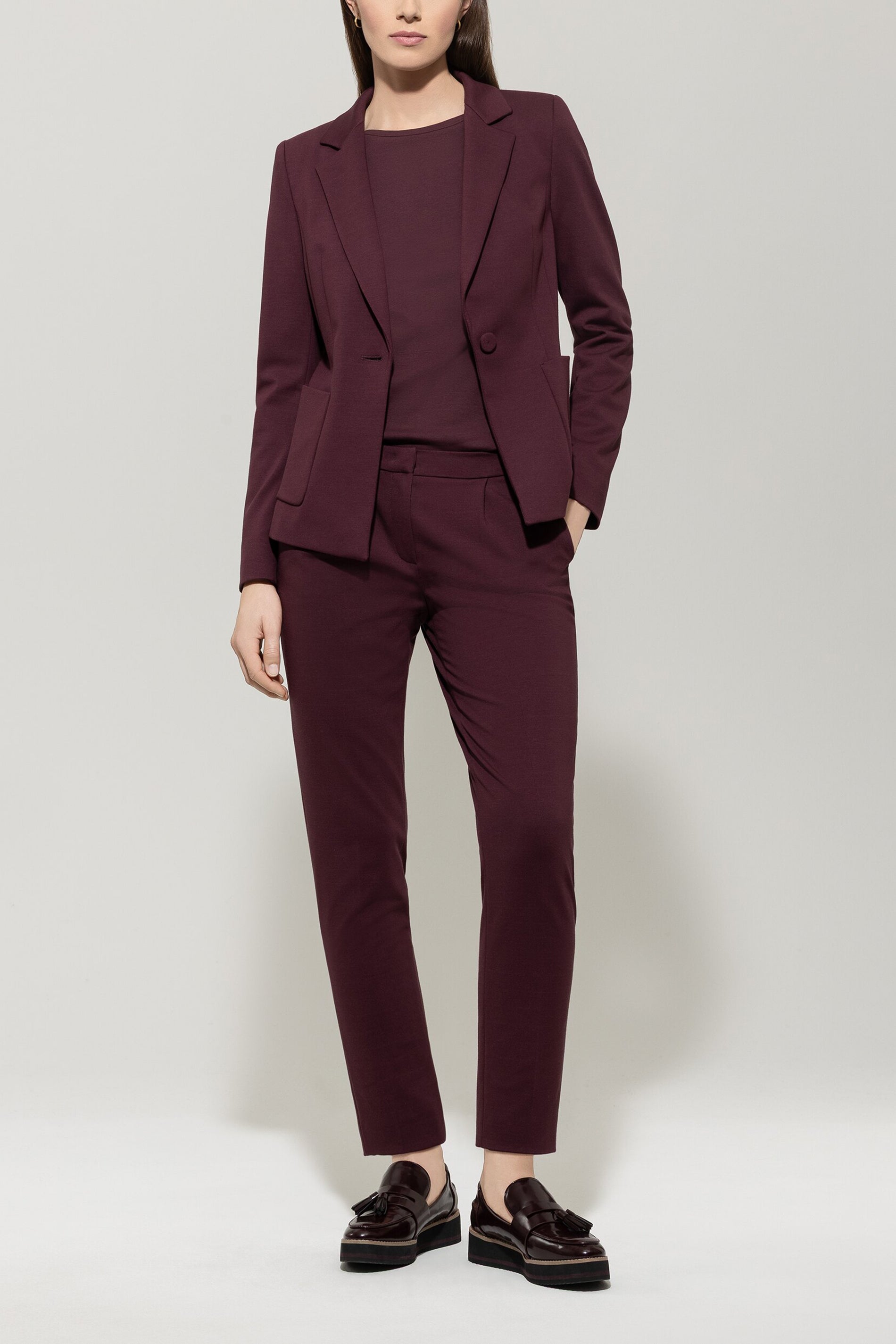 Blazer aus Punto-Milano - burgundy - Standard | Model Front
