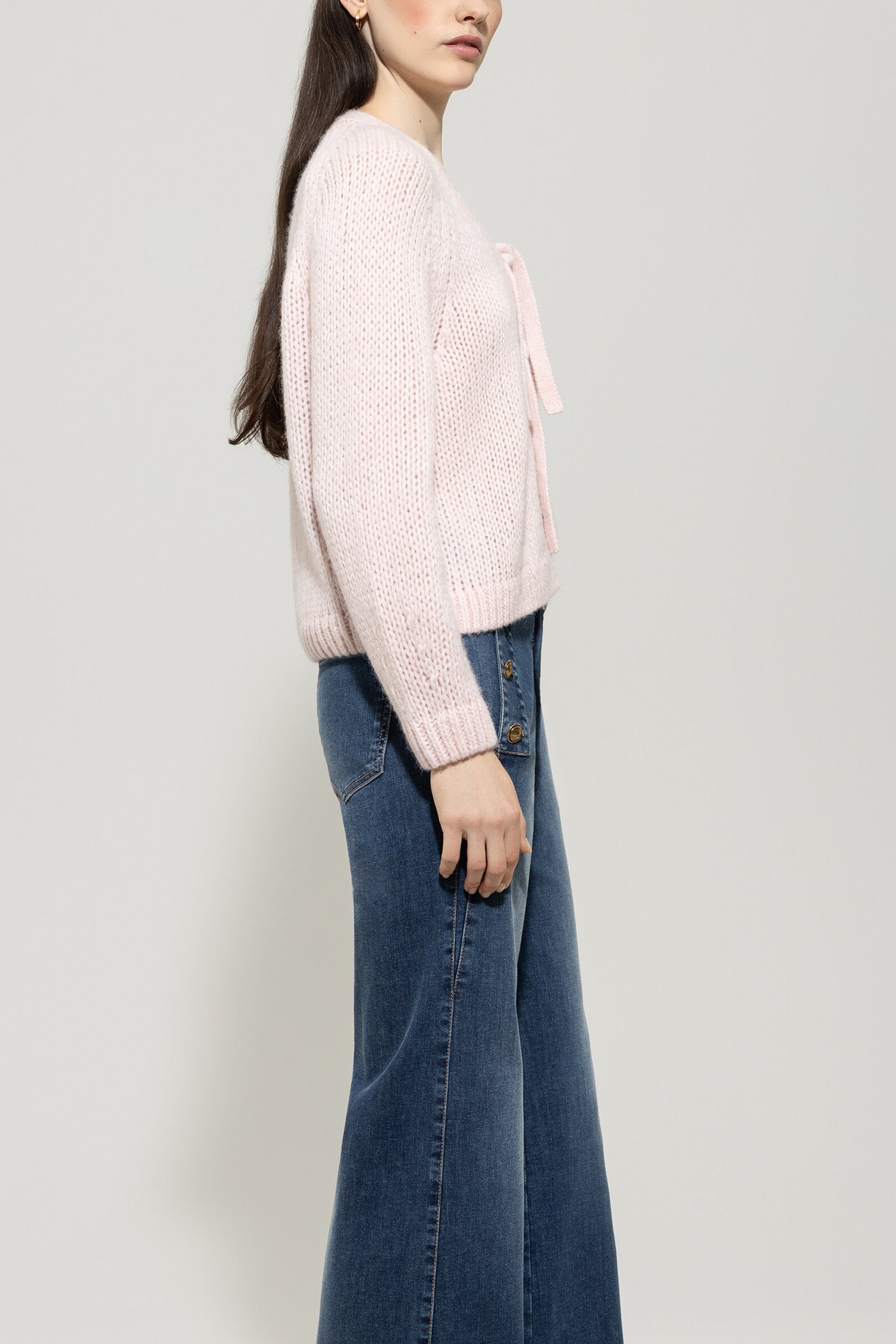 Cardigan mit Schleifendetails - creamy powder - Standard | Model Seite