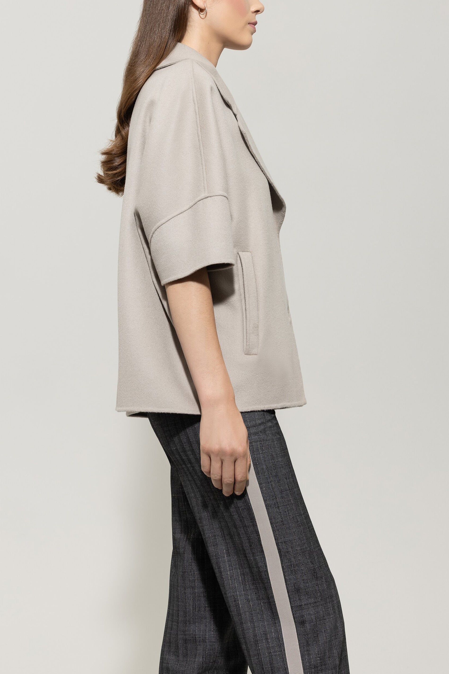 Doubleface-Cape - oyster - Standard | Model Seite