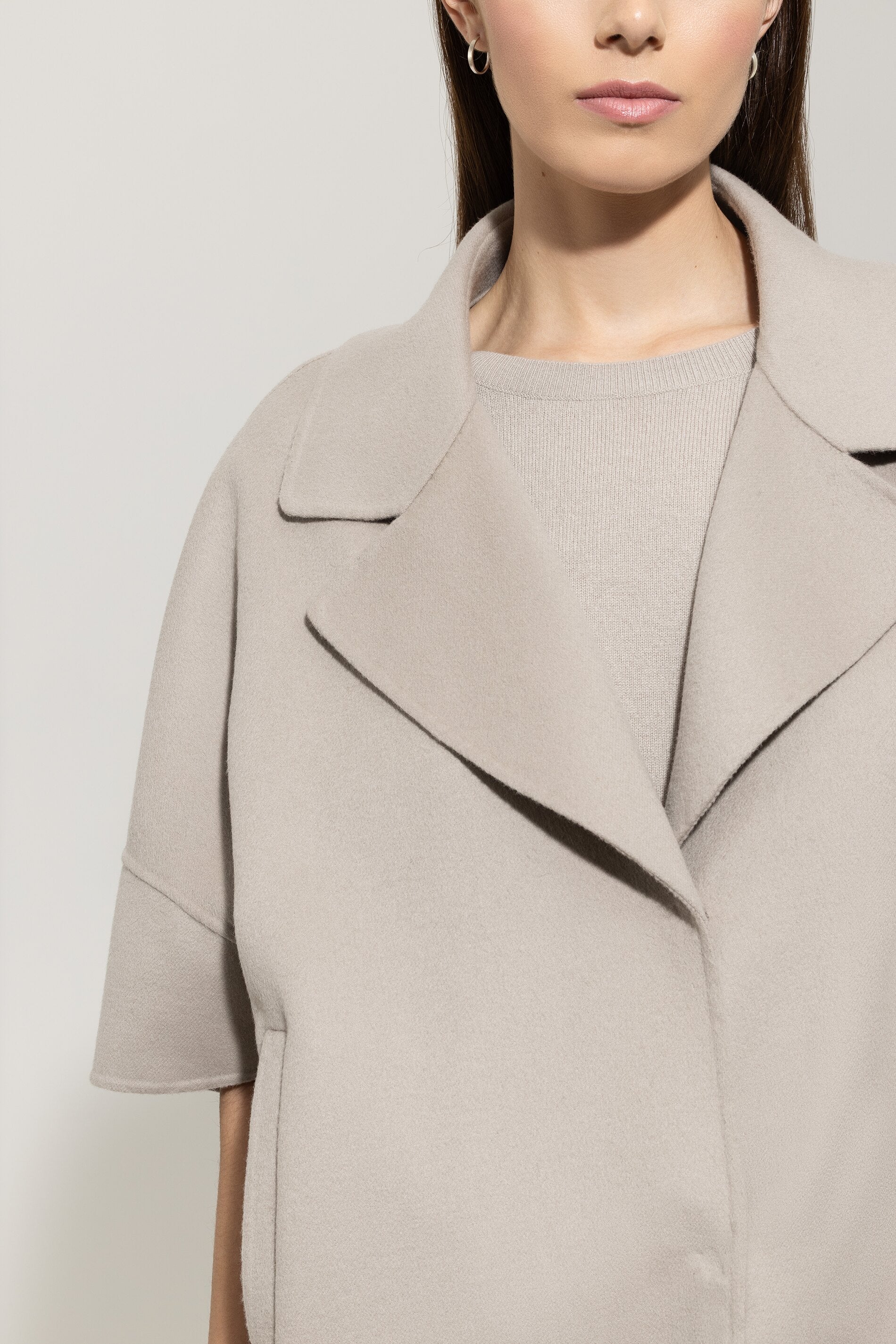 Doubleface-Cape - oyster - Standard | Model Detail