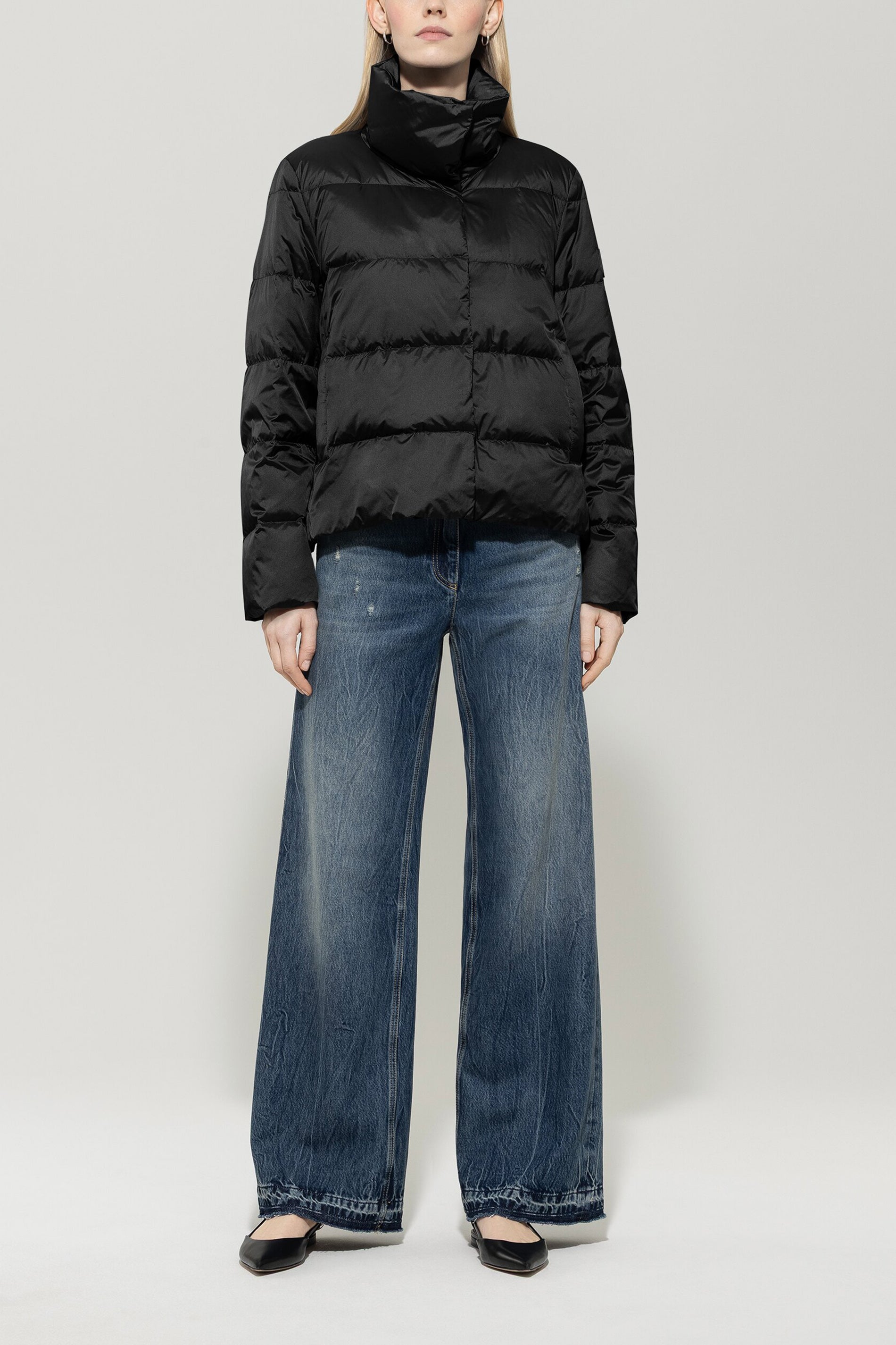 Outdoor-Daunenjacke - deep black - Standard | Model Front