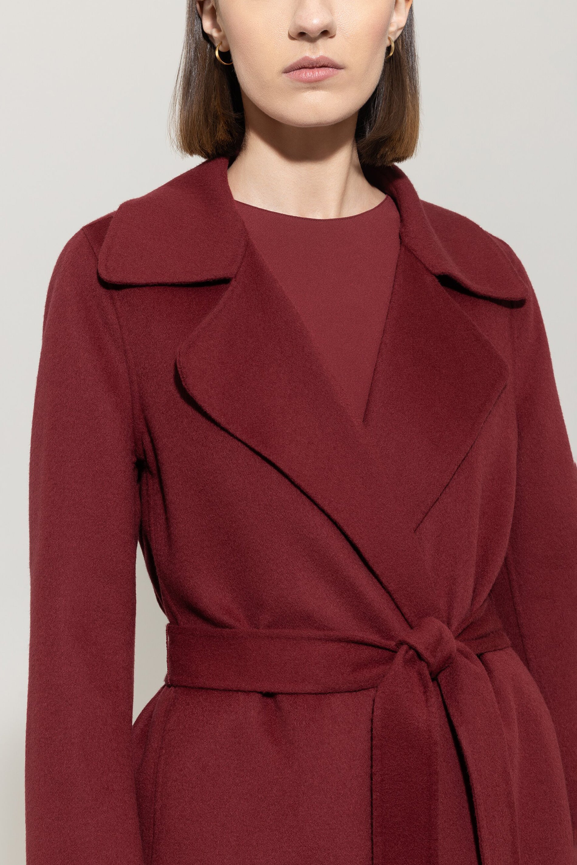 Doubleface-Mantel mit Gürtel - berry red - Standard | Model Detail