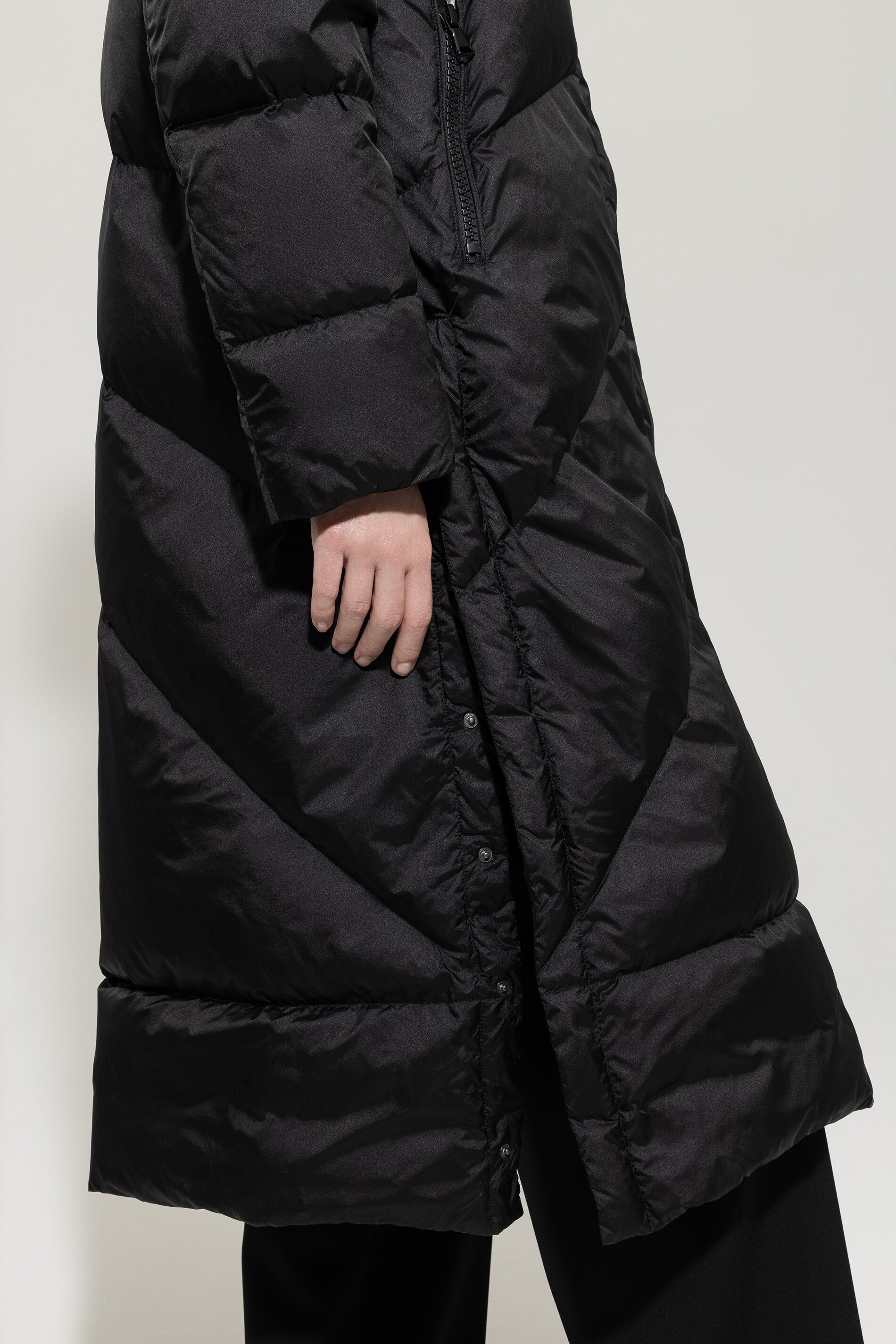 Outdoor-Daunenmantel - deep black - Standard | Model Detail