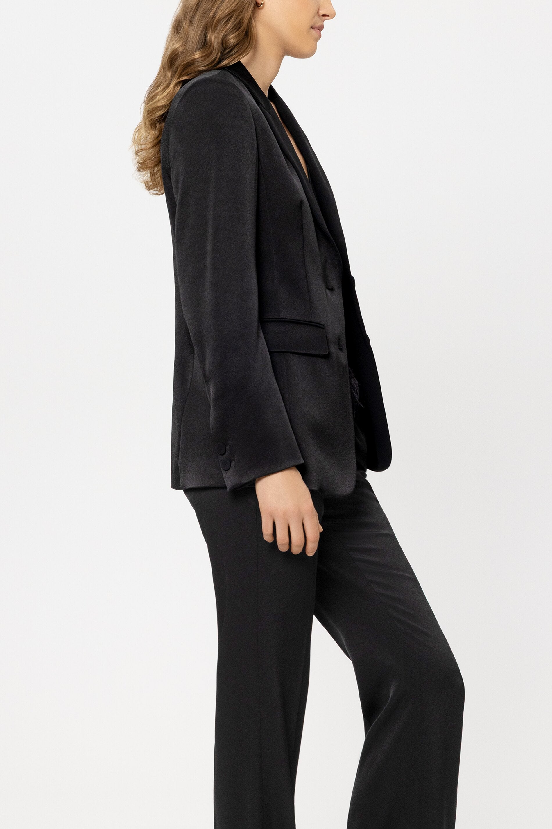 Smoking-Blazer in Satin-Optik - black - Standard | Model Seite